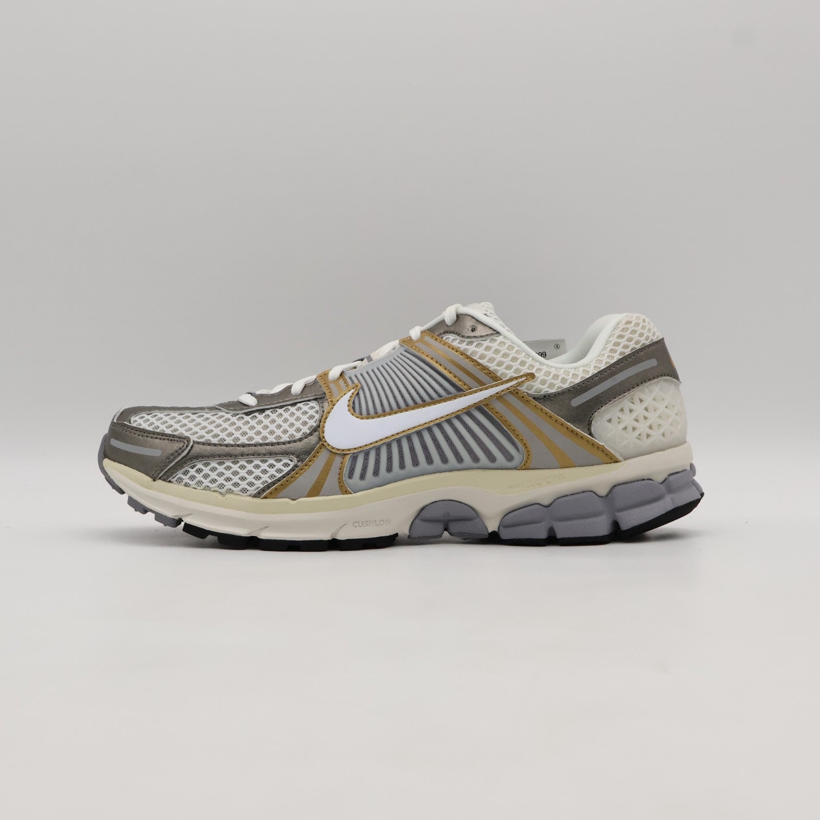 HJ7247-099 Nike Zoom Vomero 5 Platinum Tint Metallic Pewter Metallic Gold (Men's