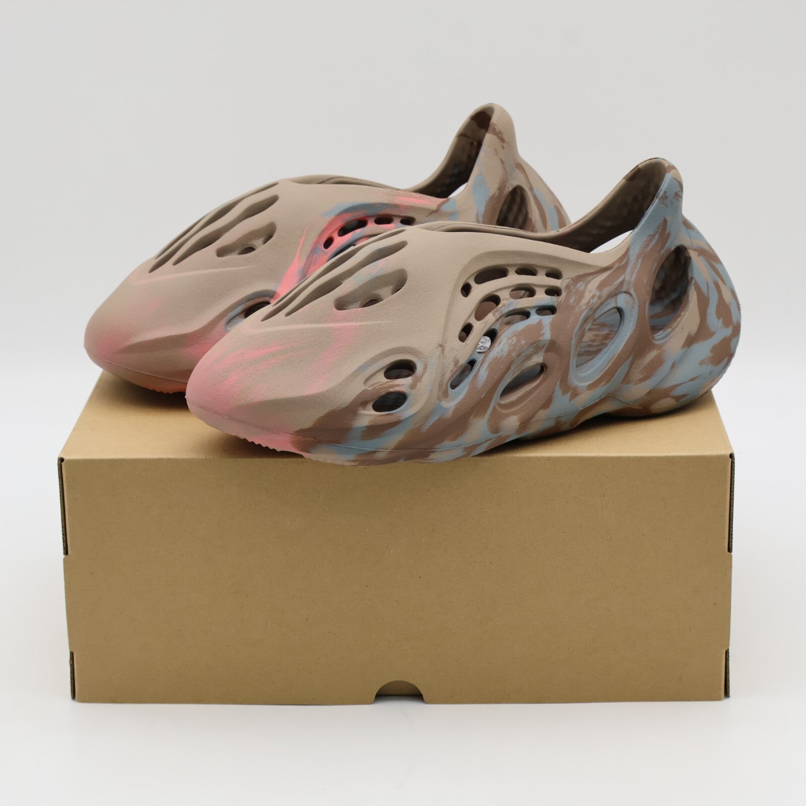 GY3969 adidas Yeezy Foam Runner Mx Sand (Men's)