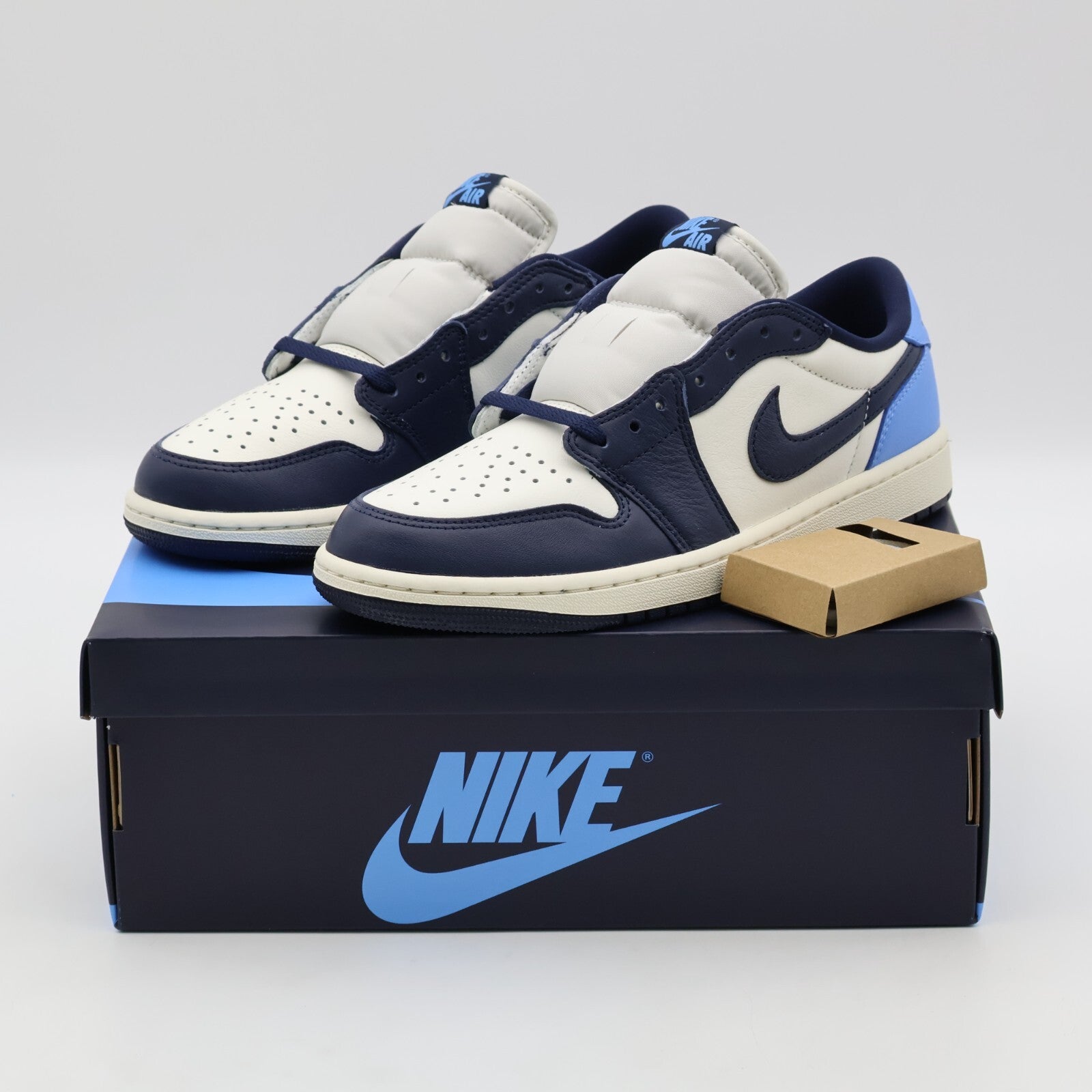CZ0790-400 Nike Air Jordan 1 Retro Low OG Obsidian (Men's)