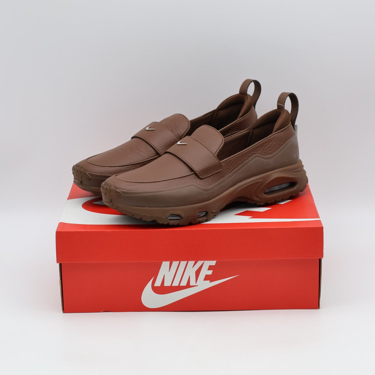 IM8814-200 Nike Air Max Phenomena Cacao WowMetallic Silver (Women's)