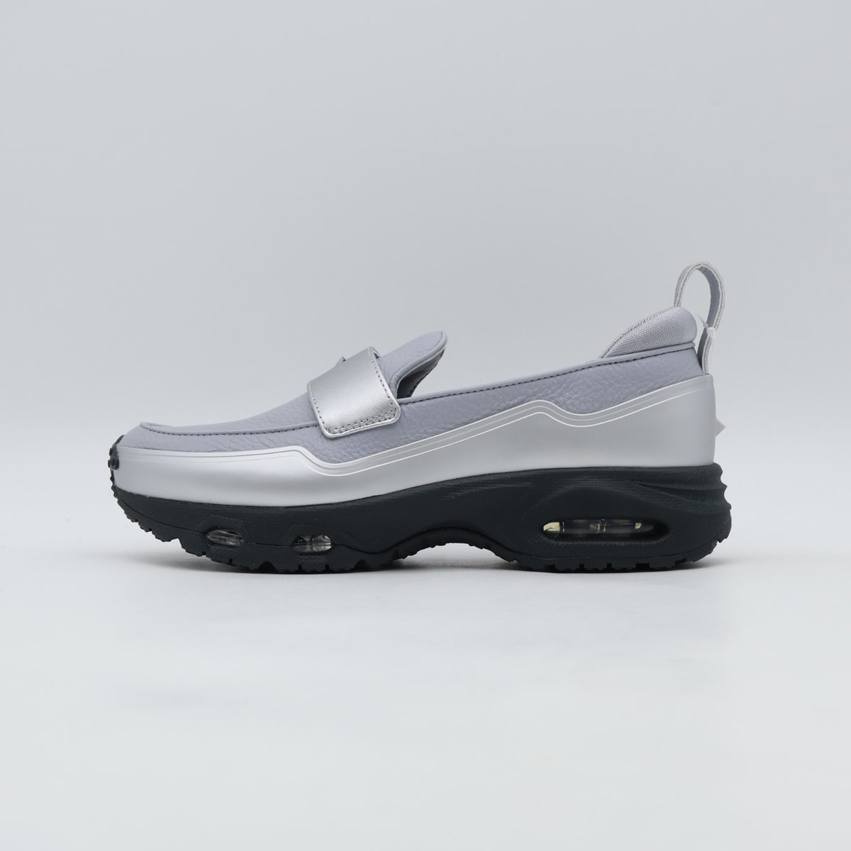 IV4690-099 Nike Air Max Phenomena Wolf GreySilver (Women's)