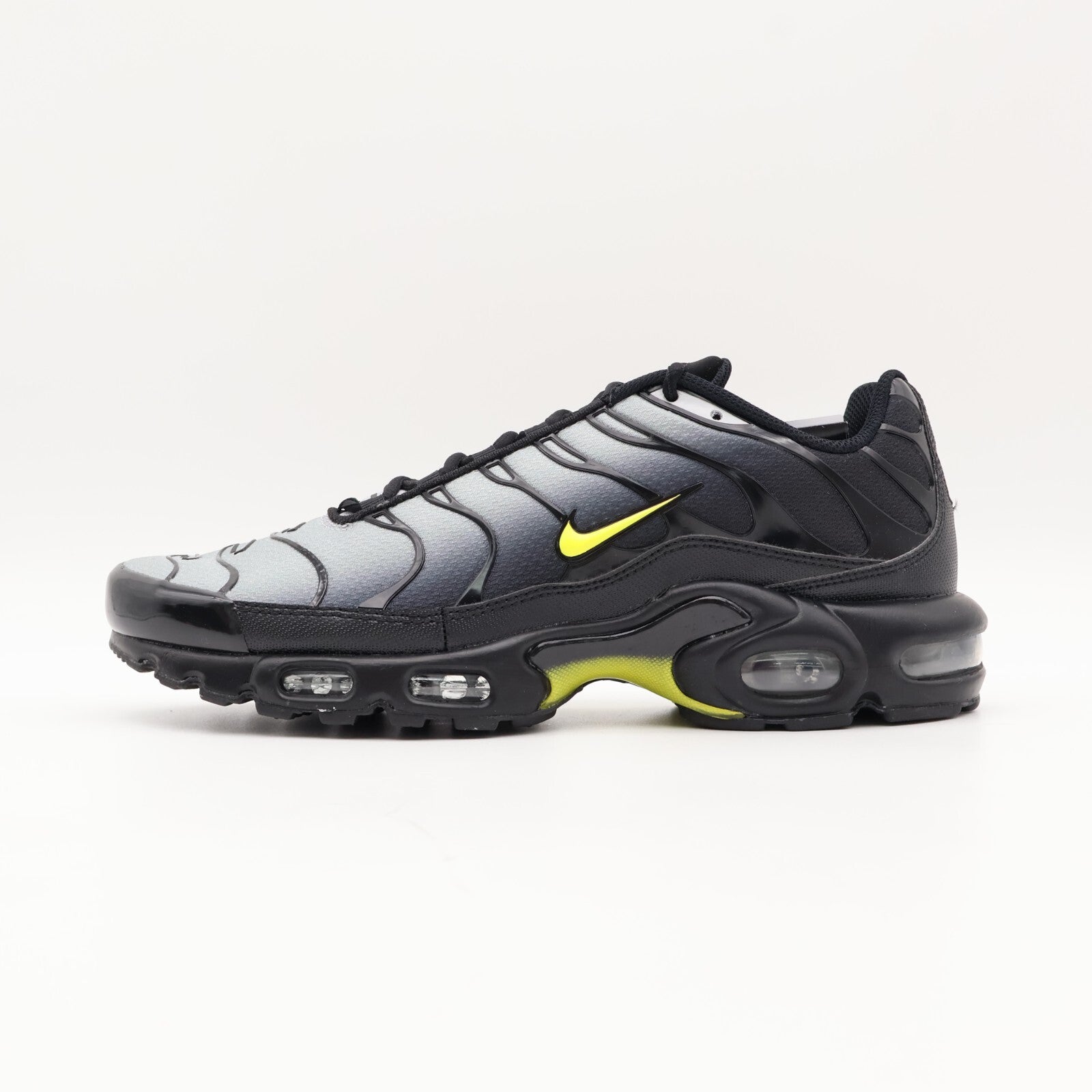 DM0032-012 Nike Air Max Plus Wolf Grey Black Opti Yellow (Men's)