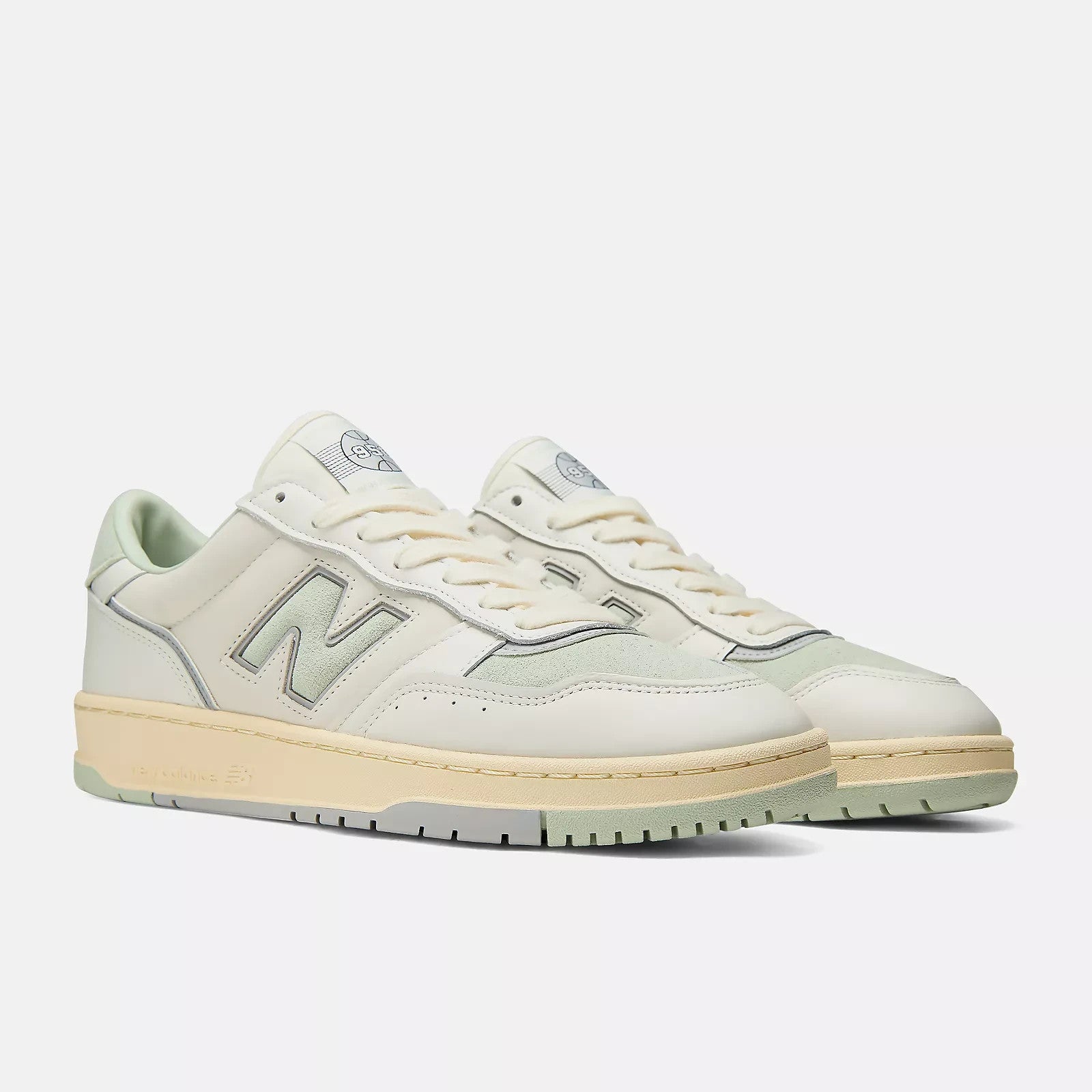 U9509MT New Balance BB950 "Angora/Silver Moss" (Men's)