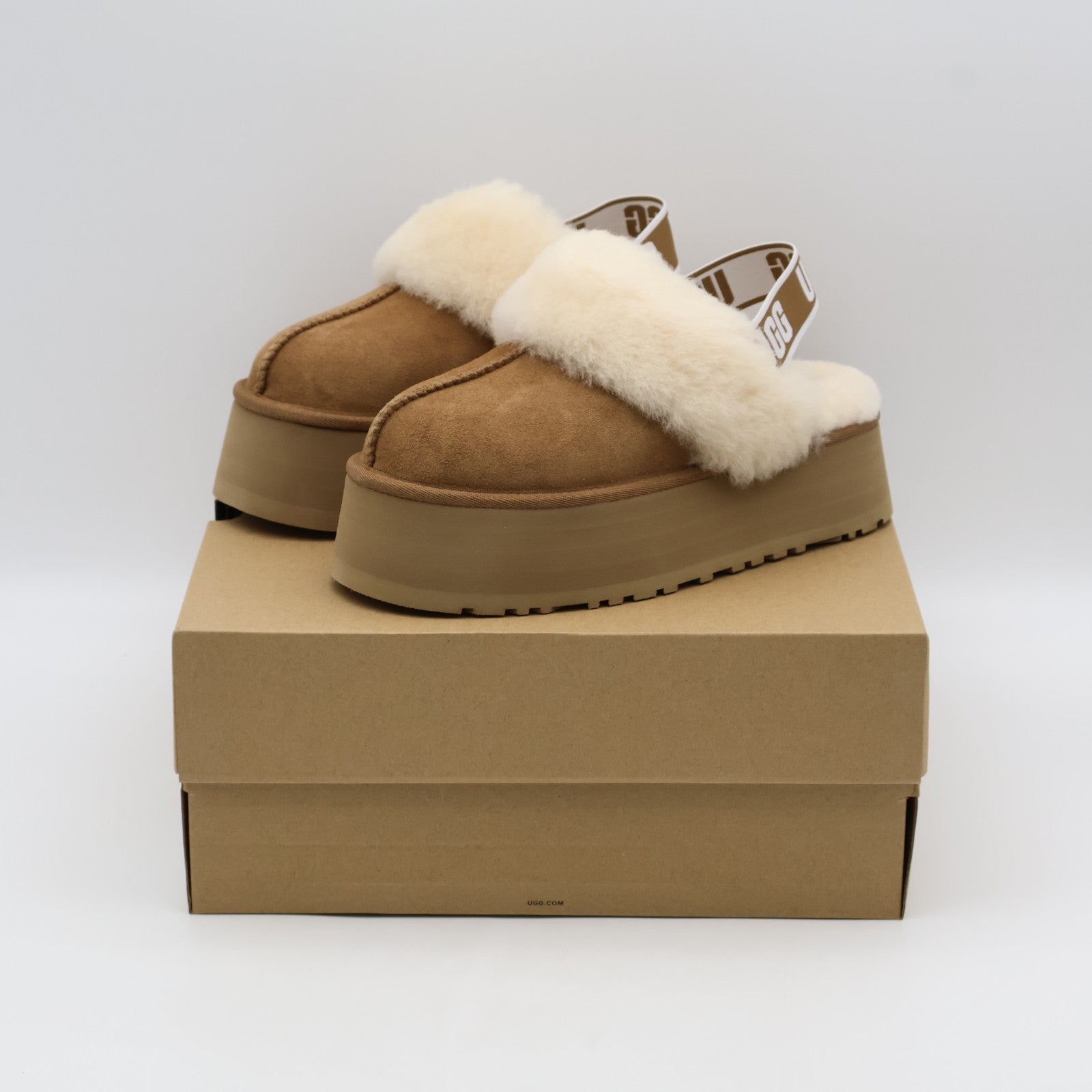 1113474-CHE UGG FUNKETTE CHESTNUT