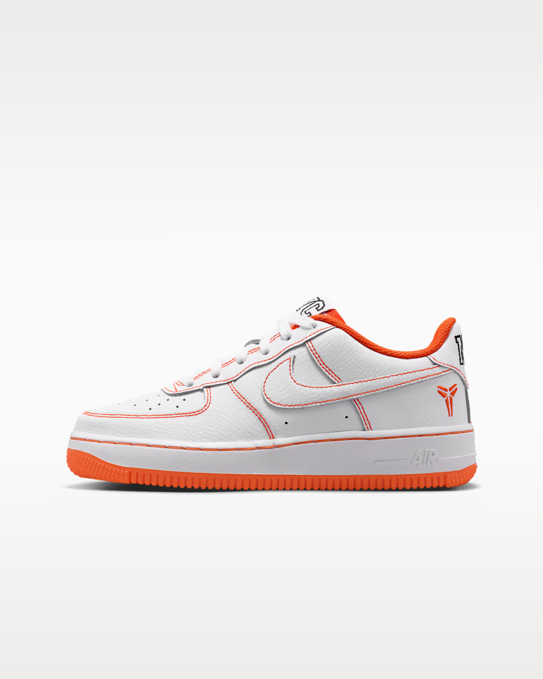 IW2221-100 Kobe Bryant à Nike Air Force 1 Low Protro "Lord of the Rings" (GS)