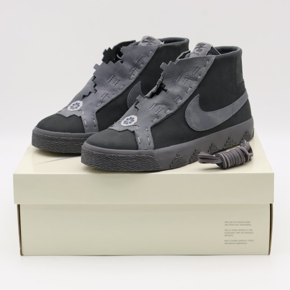 FQ0792-001 Diâorr Greenwood Nike SB Zoom Blazer Mid QS Dark Grey (Men's)