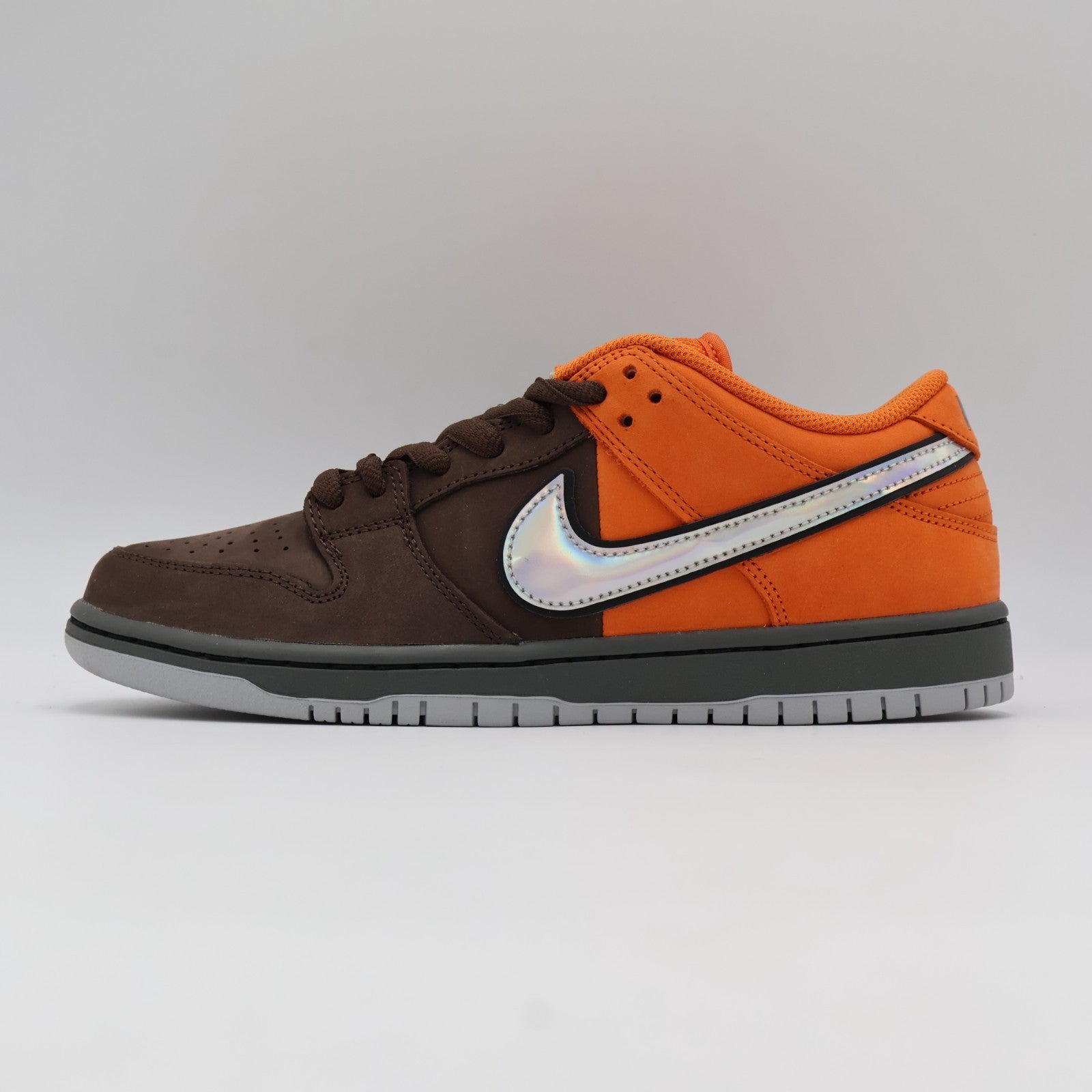 IR1888-800 Nike SB Dunk Low Pro Premium Muni April (Men's)