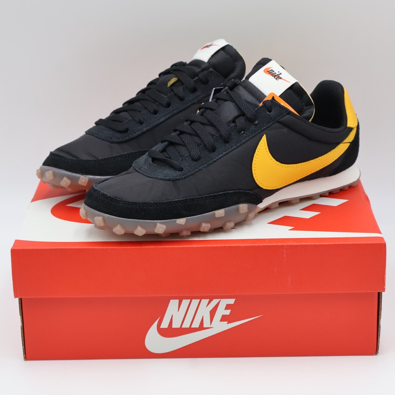 IM8658-003 Nike Waffle Racer "Black/University Gold" (Men's)