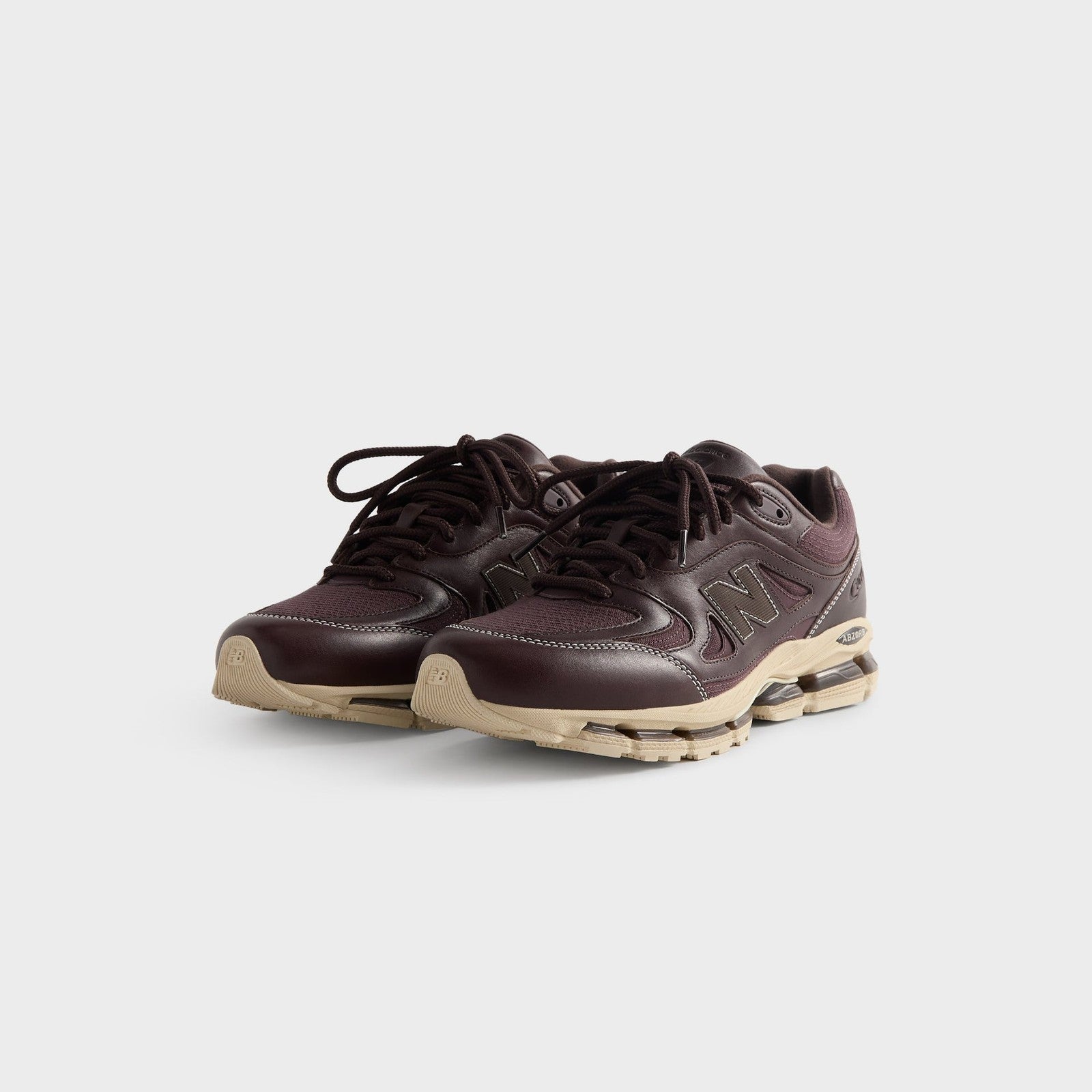 U201130Y U201130Y KITH Ã New Balance 2011 Fudge/Black Coffee (Men's)