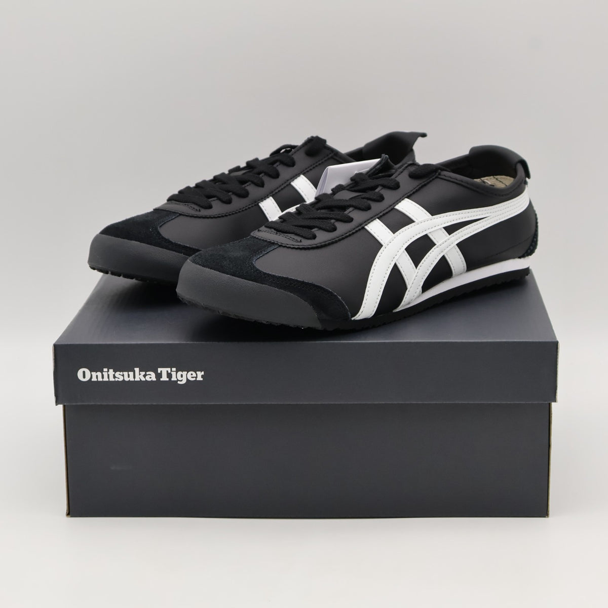1183C102-001 Onitsuka Tiger Mexico 66 Black White (Men's)