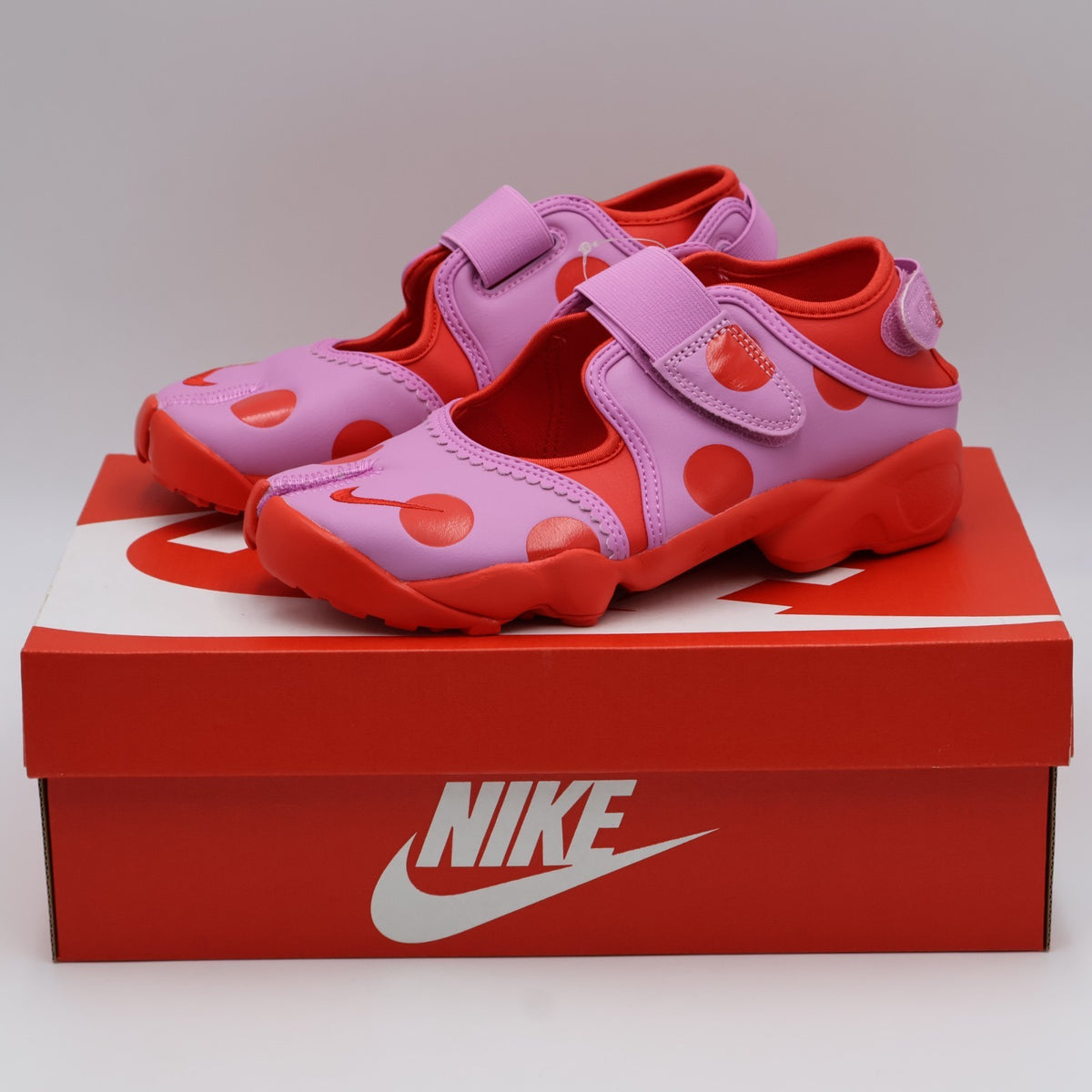 IR1226-500 Nike Air Rift Polka Dot/Light Magenta (Women's)