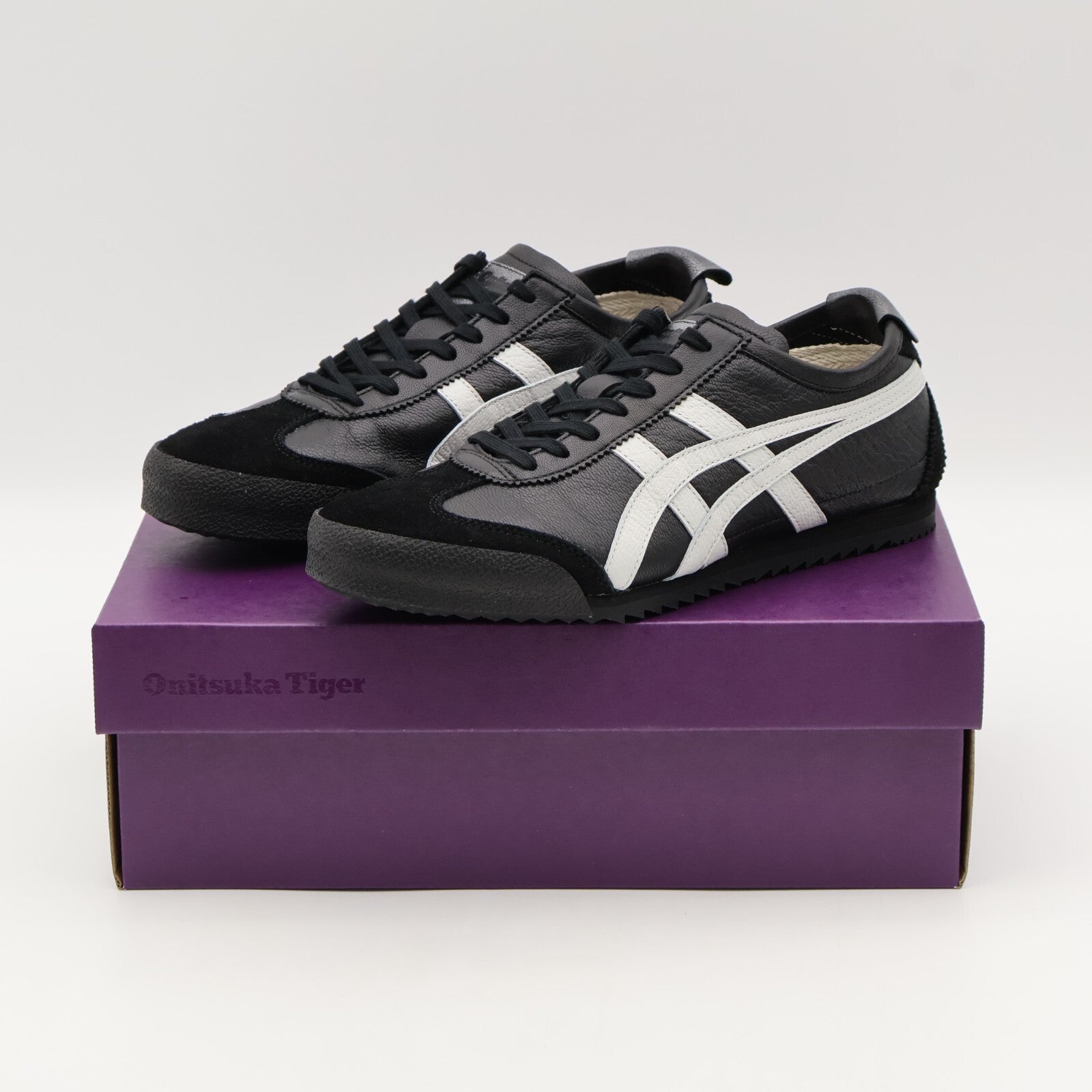 1182A465-001 Onitsuka Tiger NIPPON MADE Mexico 66 Deluxe Black White (Women's)
