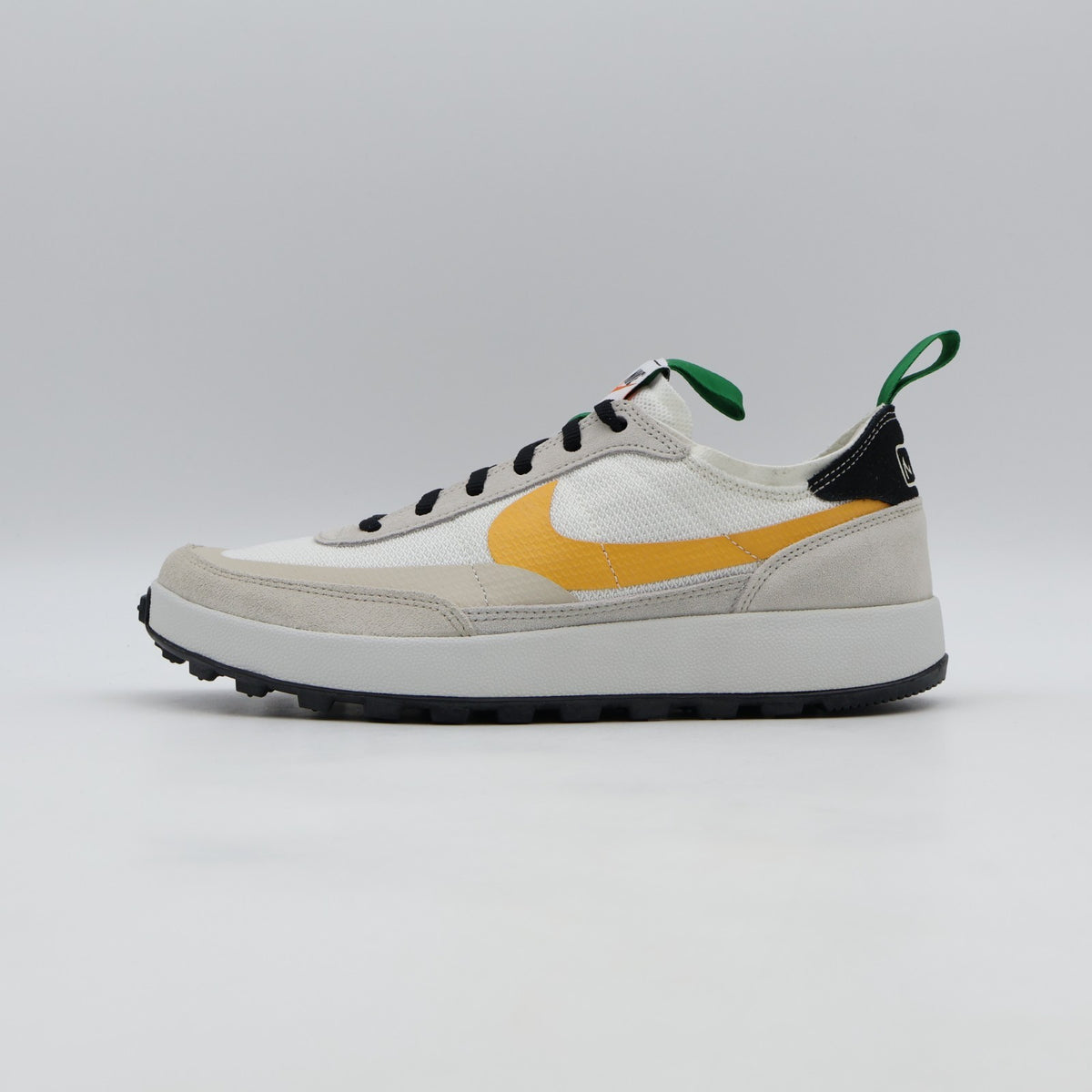 DA6672-100 Tom Sachs à NikeCraft General Purpose Shoe Bricolage (Women's)