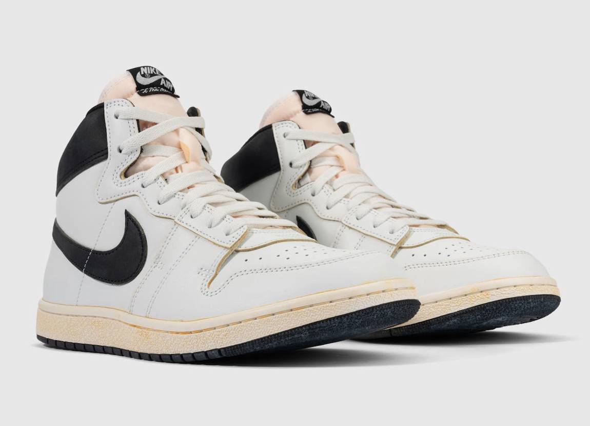 DX4976-100 A Ma Maniere Nike Air Ship SP Summit White Black (Men's)