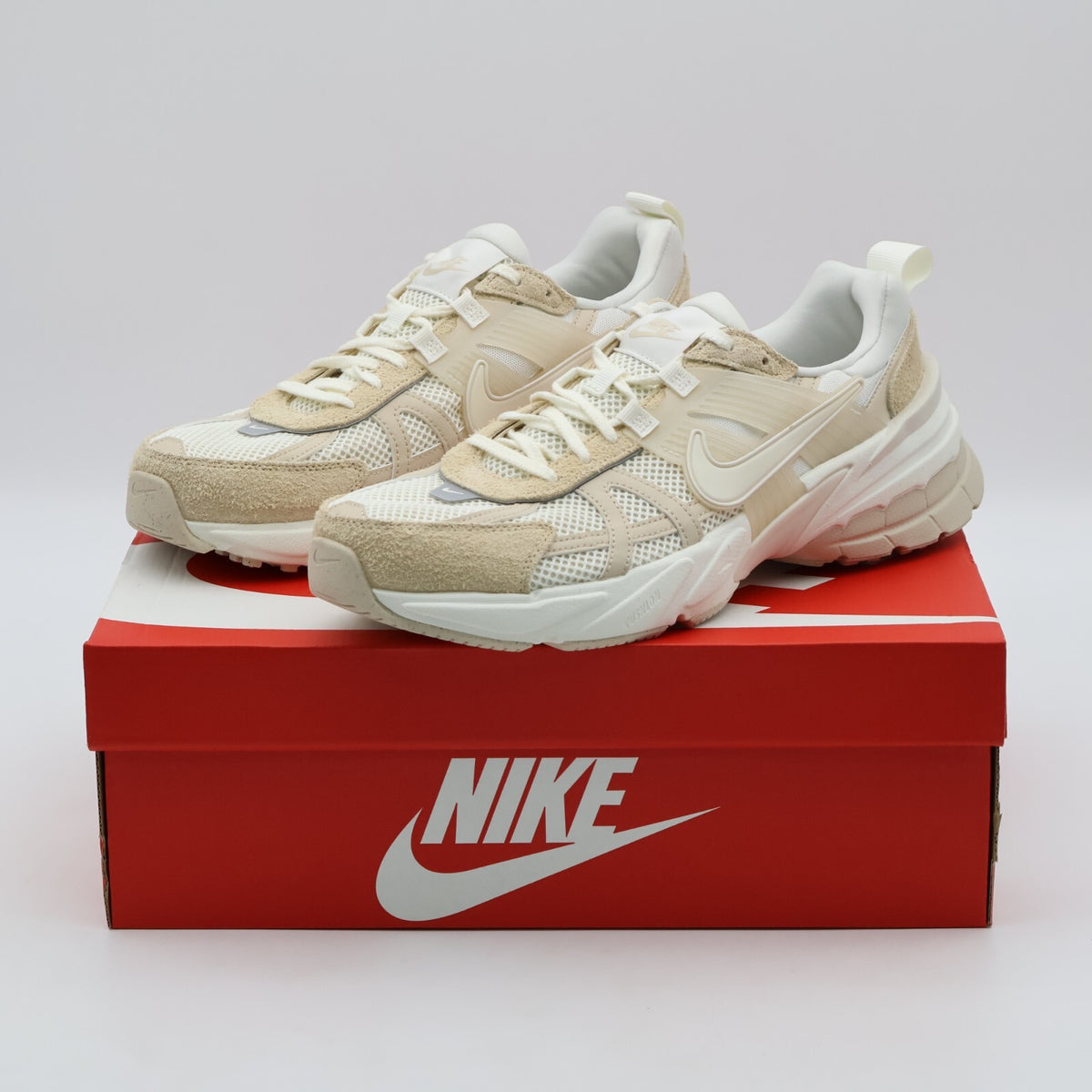 HV3917-133 Nike V2K Run Sail Sanddrift Phantom (Women's)