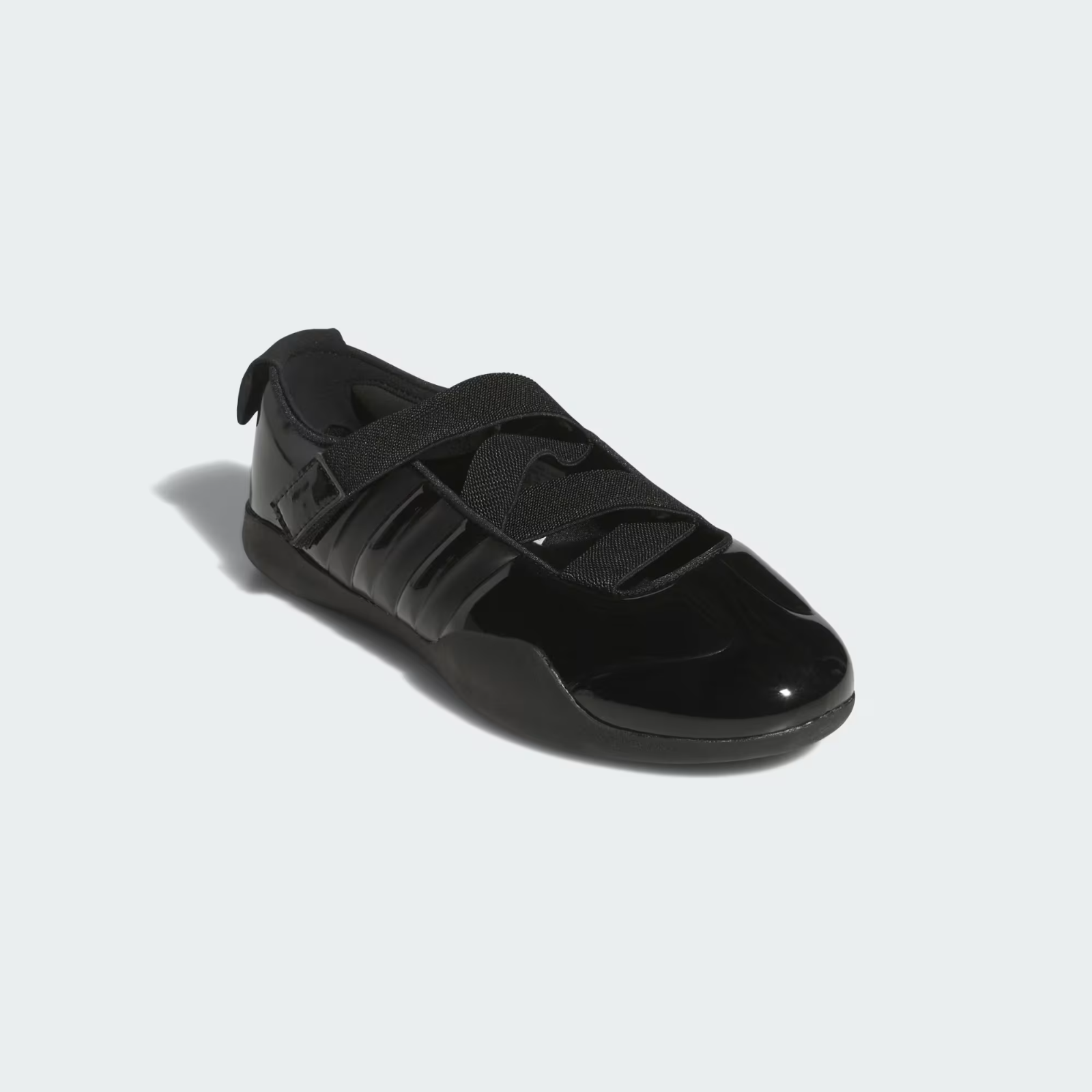 KK1395 Caroline Hu Edison Chen adidas Originals Taekwondo Core (Women's)