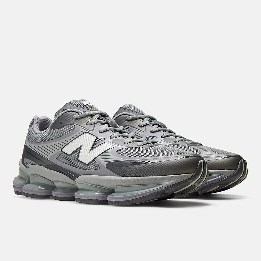 U20008LR New Balance 2000 Grey Days Truffle Salt/Castlerock (Men's)