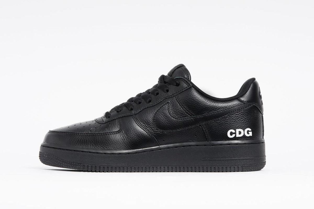 IB9949-001 BLACK COMME des GARÃONS Ã Nike Air Force 1 Low Retro Black (Men's)