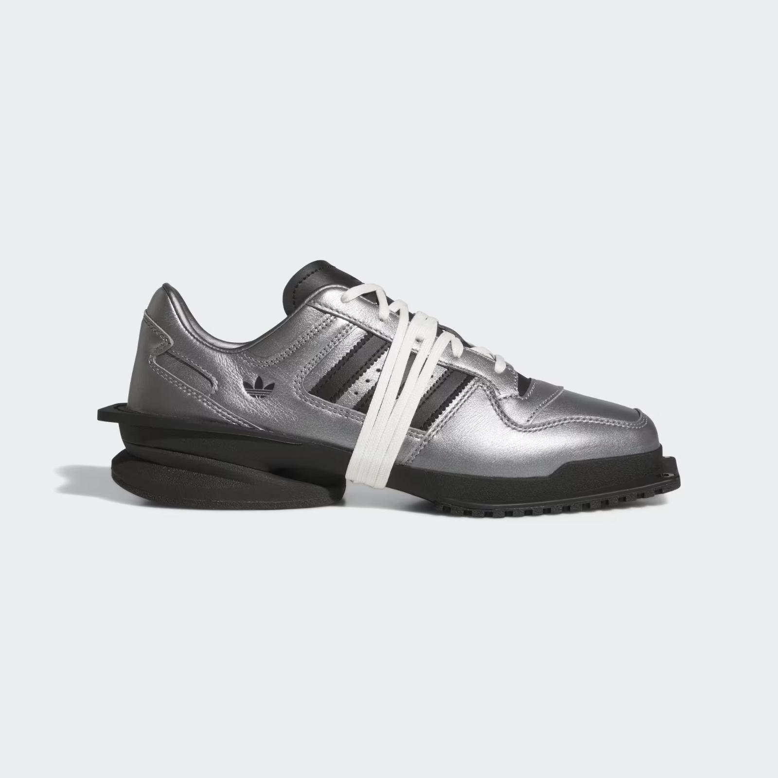 KK1596 adidas FORUM SQ "Metallic Silver/Core Black" (Women's)