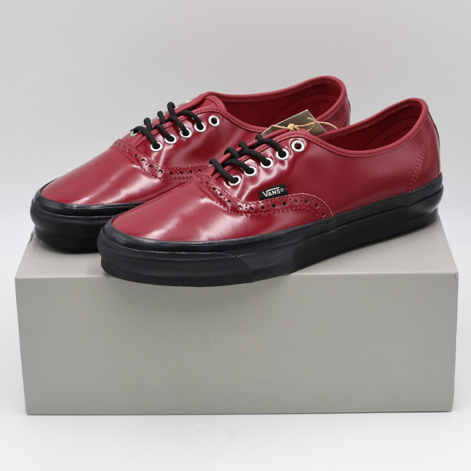 VN000V33F0G Vans OTW AUTHENTIC 44 SIPED VIBRAM GLOSS LEATHER BROGUE (Men's)