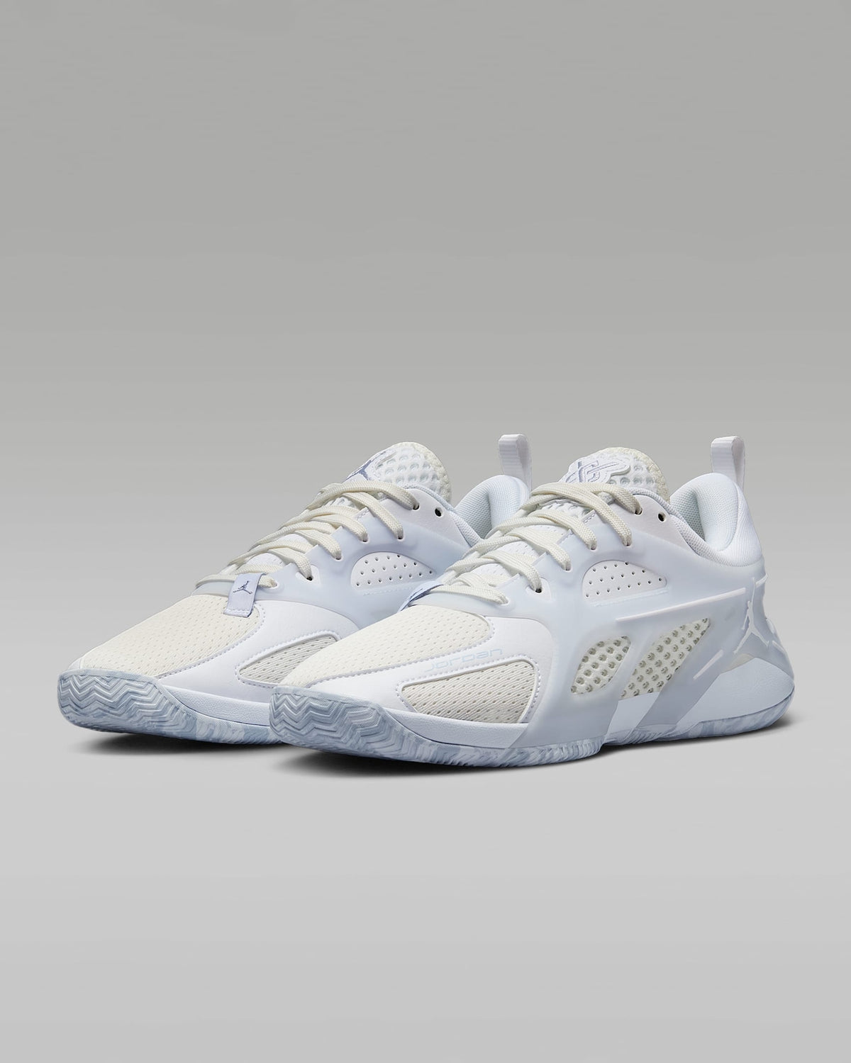 HV4059-101 Shuyu Yang Nike Jordan Heir White Sail Football Gray (Women's)