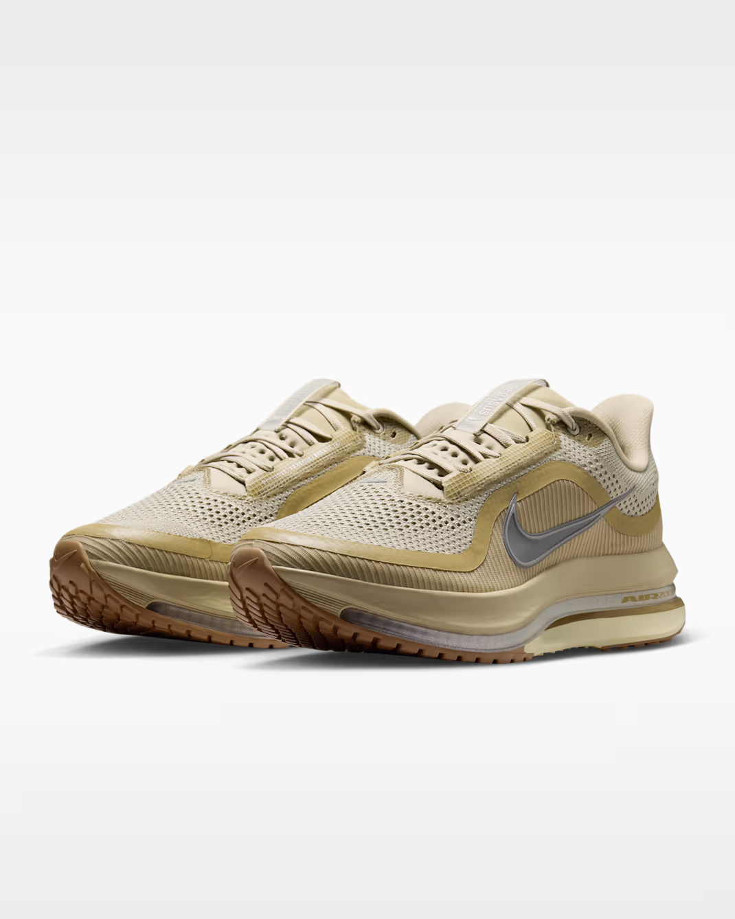 IM8342-200 Nike Pegasus Premium "Desert Khaki" (Men's)