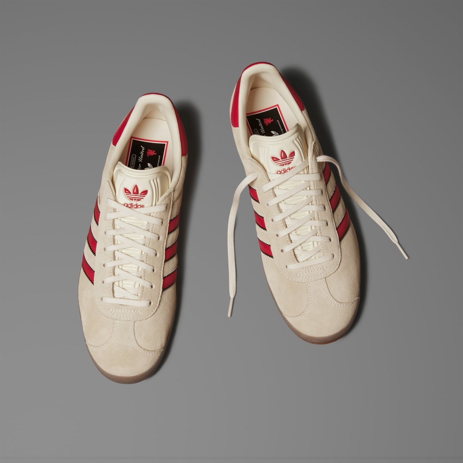 JS3040 Manchester United adidas Originals Gazelle Terrace Cream White Red (Men's