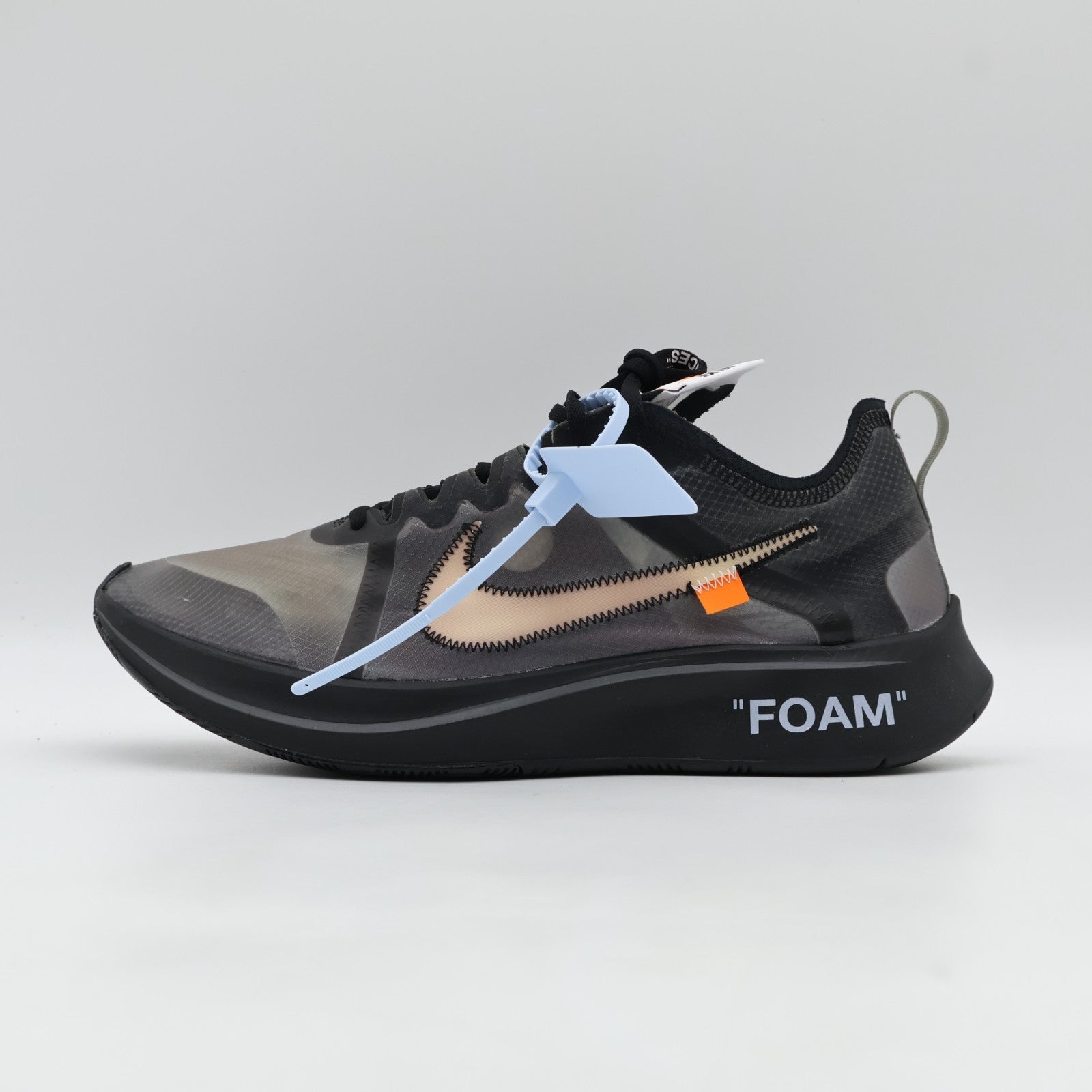 AJ4588-001 OFF-WHITE Ã NIKE ZOOM FLY BLACK (Men's)