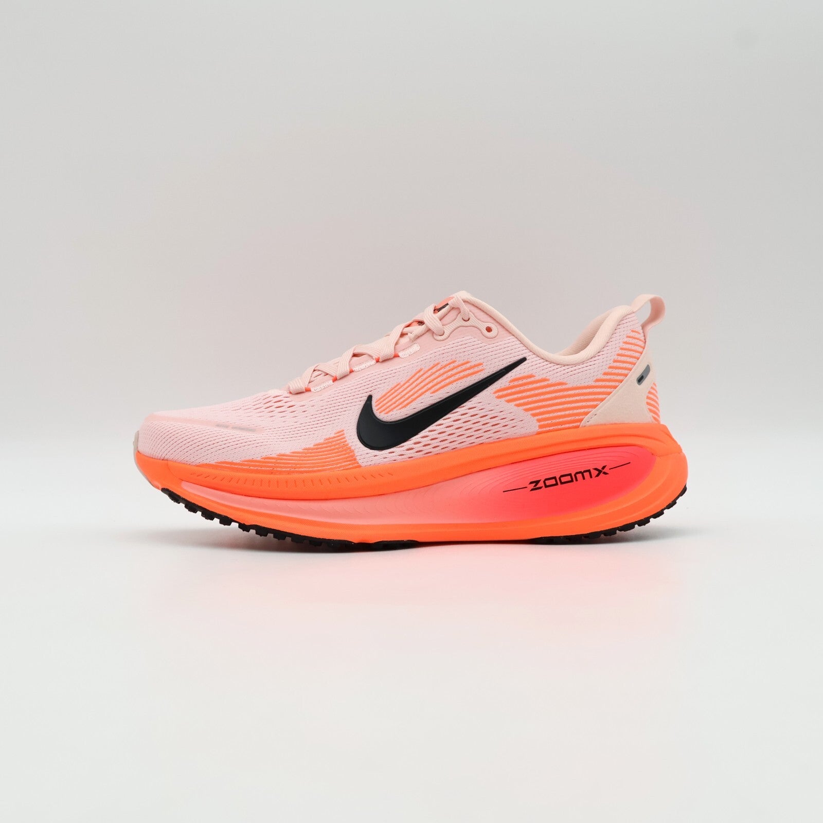 HM6804-600 Nike Vomero 18 Atmosphere Black Bright Crimson (Women's)