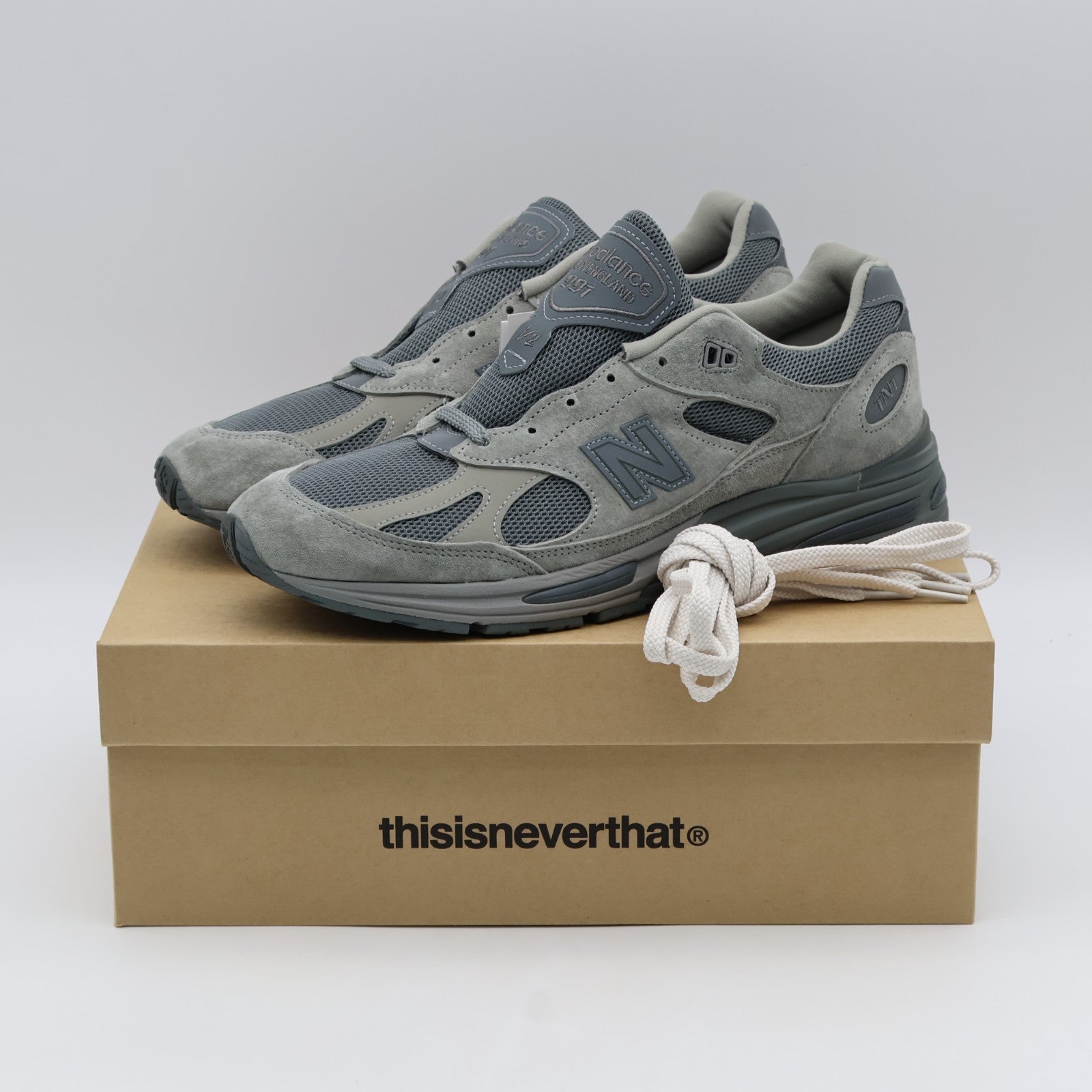 U991TN2 thisisneverthat à New Balance 991V2 Gray (Men's)