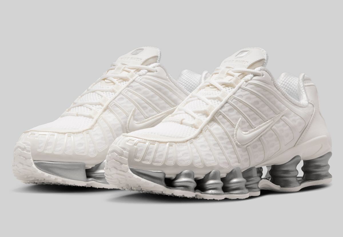 AR3566-103 Nike Shox TL Sail (Women's)