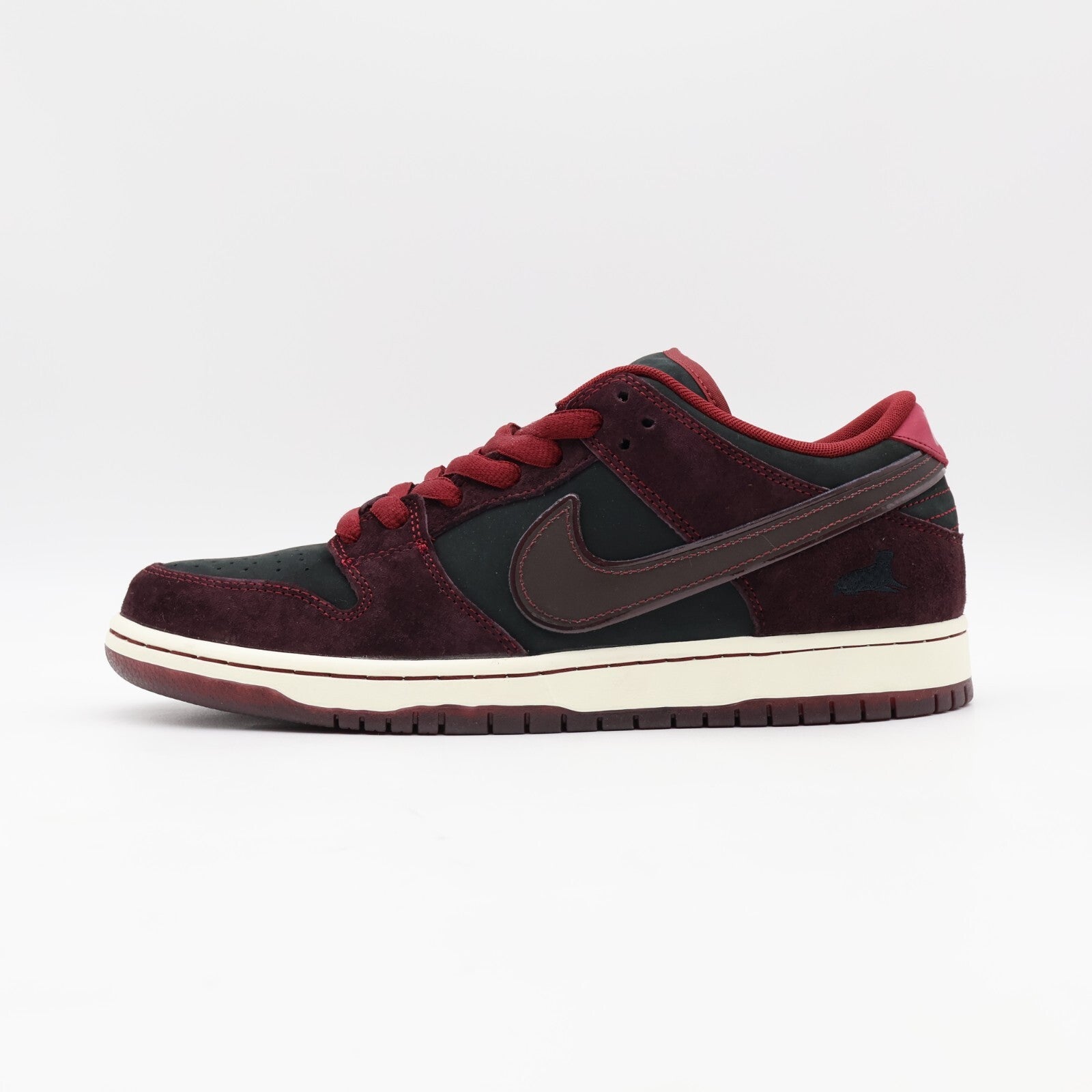 FZ1289-200 Riot Skateshop Nike SB Dunk Low Pro QS Mahogany and Team Red (Men's)