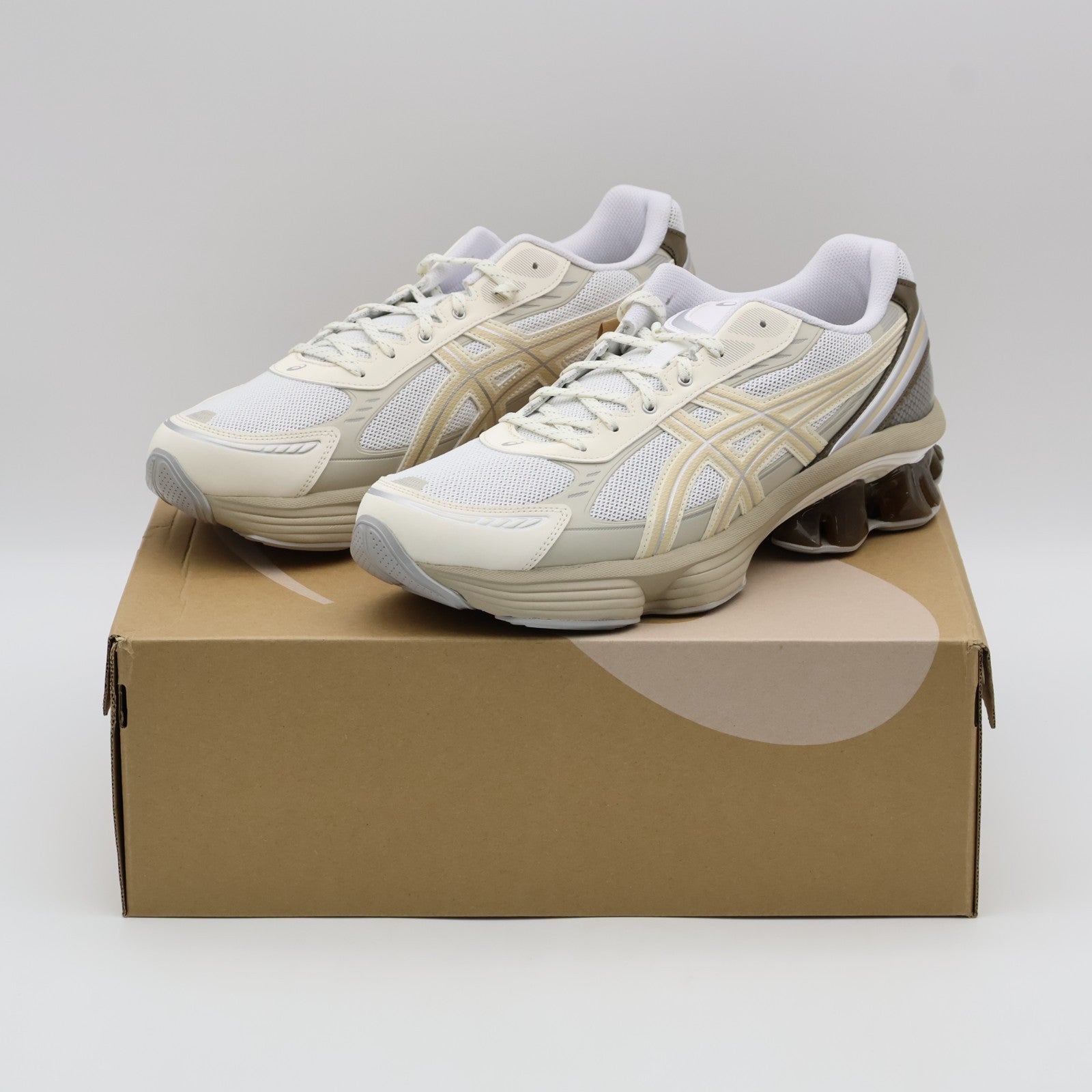 1203A591-102 Asics Gel-Kinetic Fluent White Marzipan (Men's)