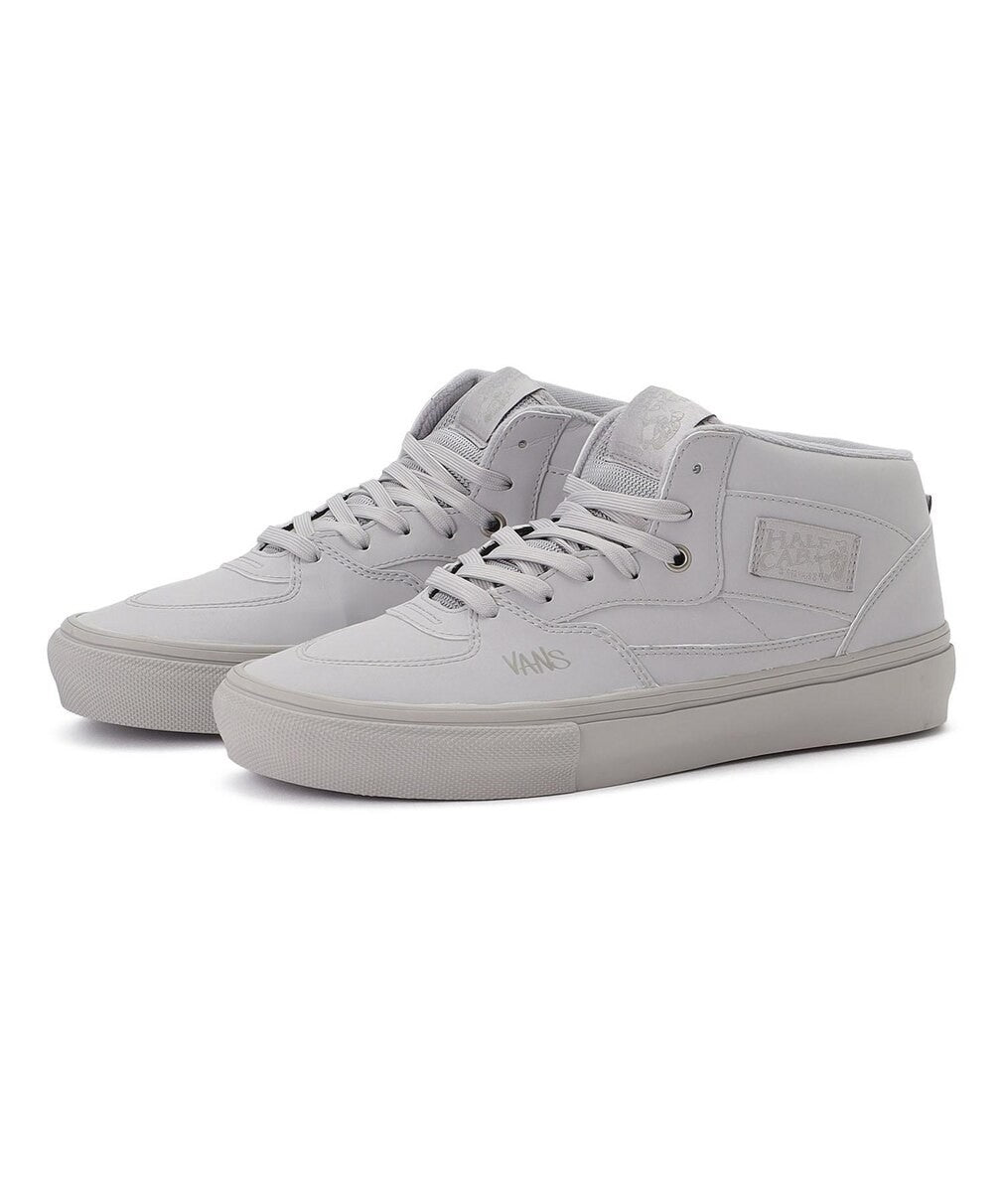 VN0A5FCDBH7 Atiba Jefferson à Vans Skate Half Cab "Light Grey" (Men's)