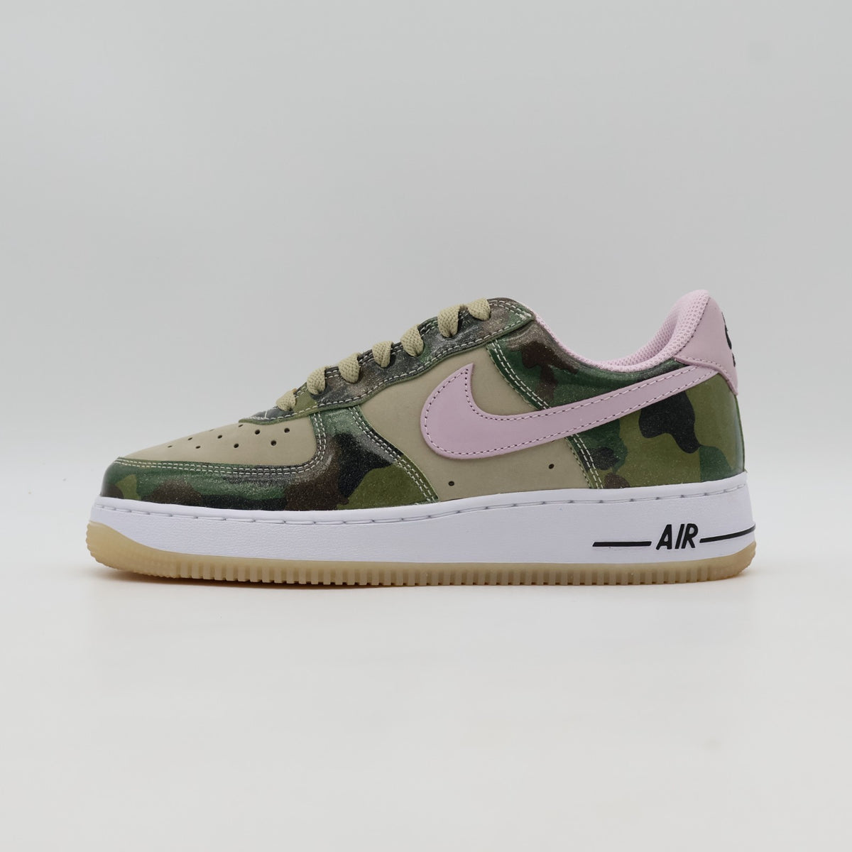 HQ1967-200 Nike Air Force 1 Low Retro Patent Camo Pink (Men's)