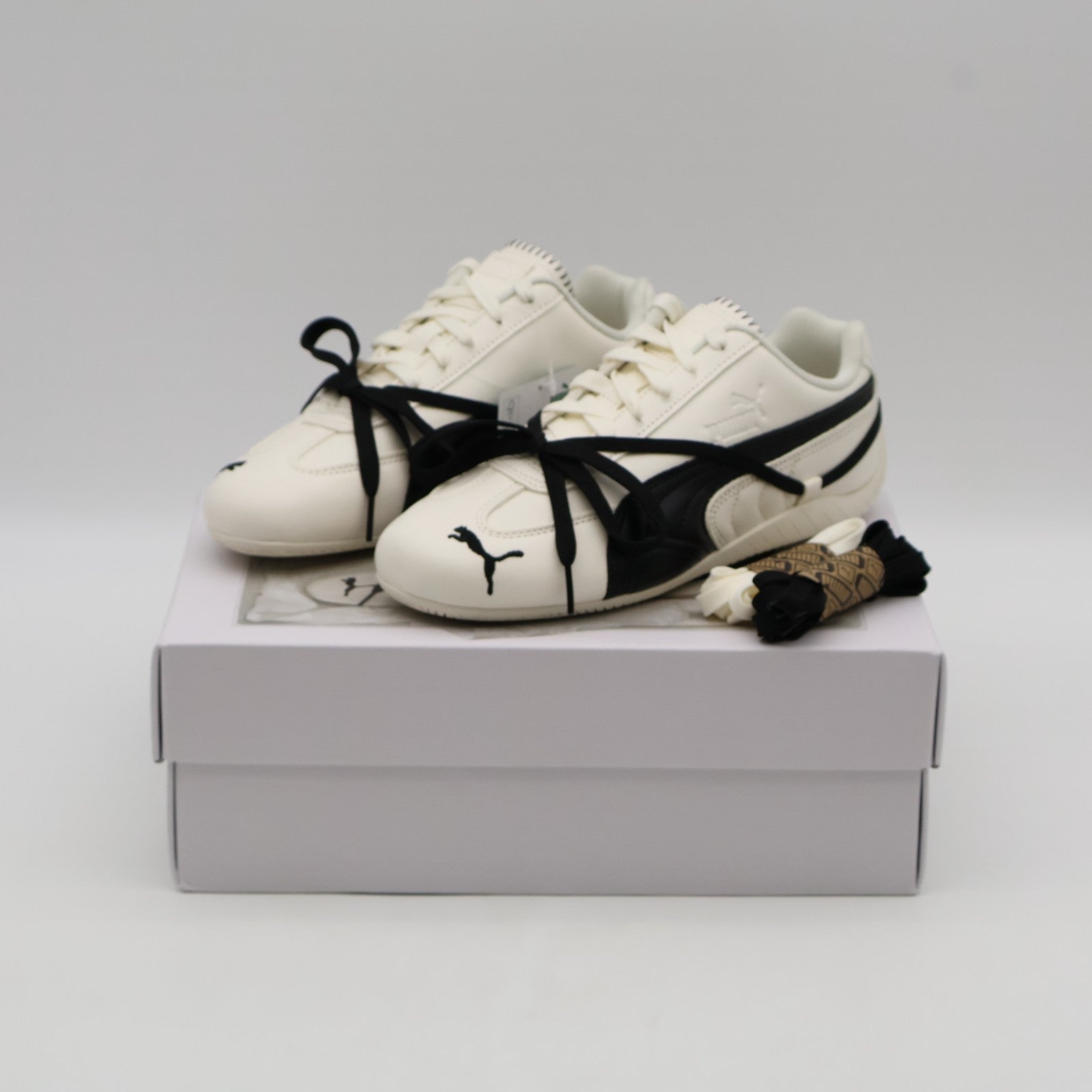 404390-01 BLACKPINK ROSE Puma Speedcat LEA Warm White PUMA Black (Women's)