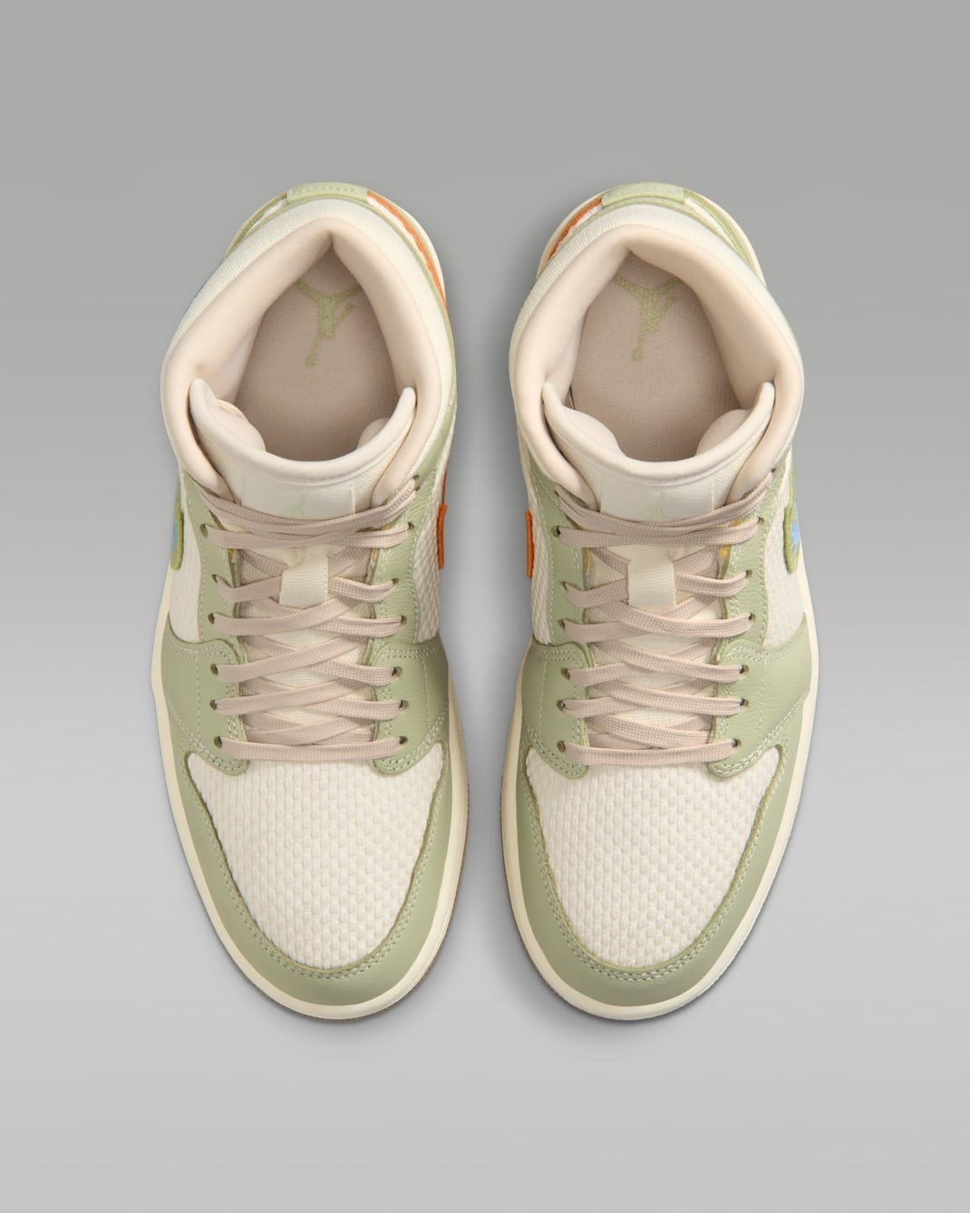 II0570-302 Nike Women's Air Jordan 1 Woven Olive Aura (Women's)