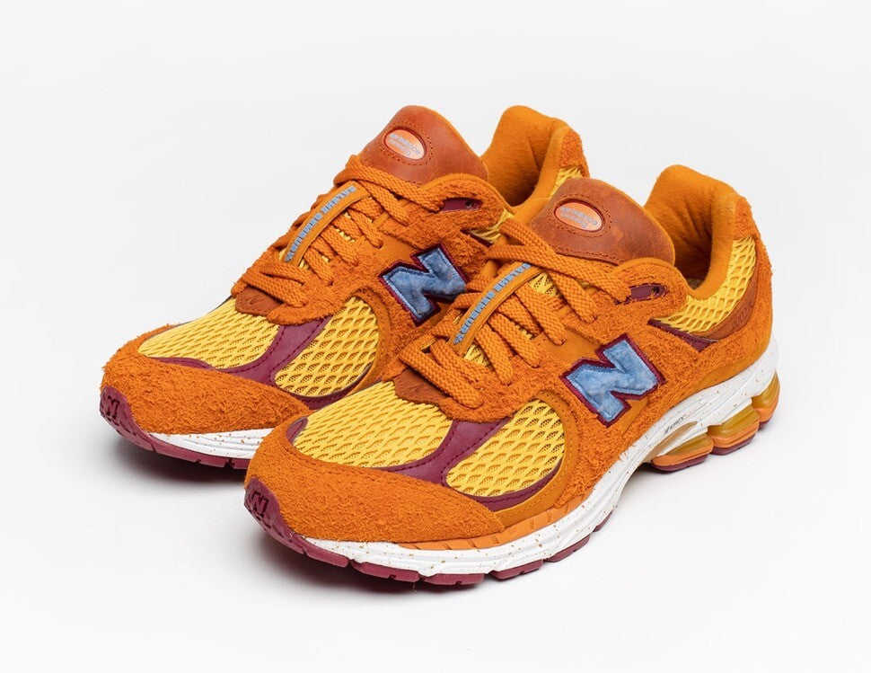 ML2002R1 Salehe Bembury à New Balance 2002R Desert Gold Orange Red