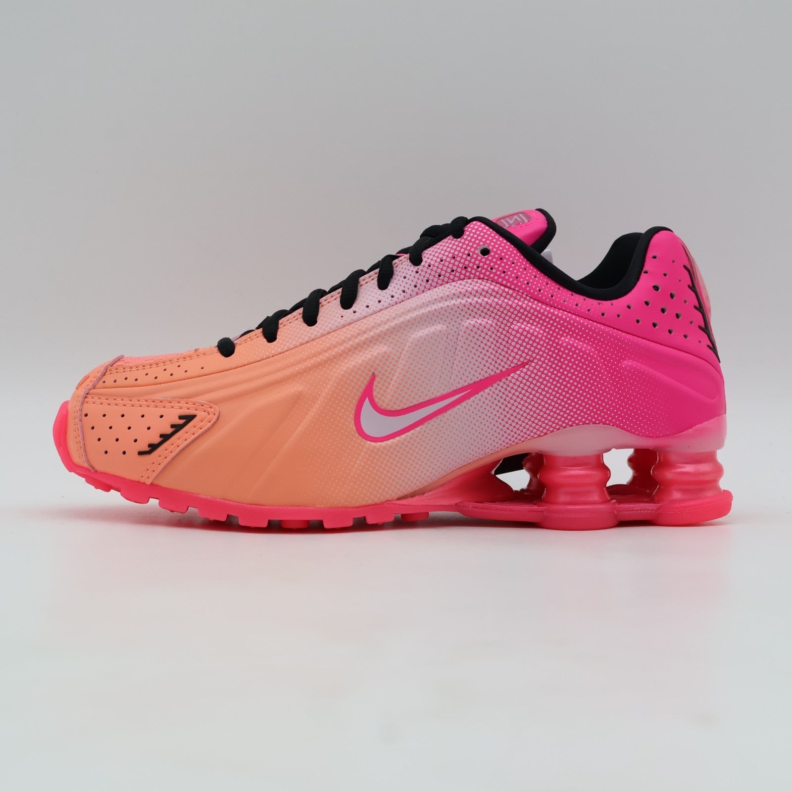 IH2343-600 Nike Shox R4 Hyper Pink Atomic Pink (Women's)