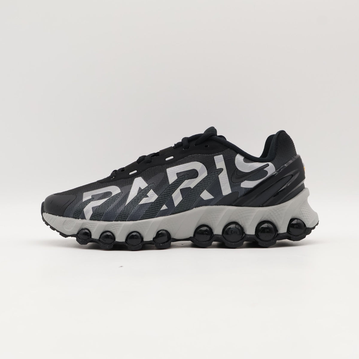 IH2140-001 PSG Ã Nike Air Max DN8 Black White (Men's)