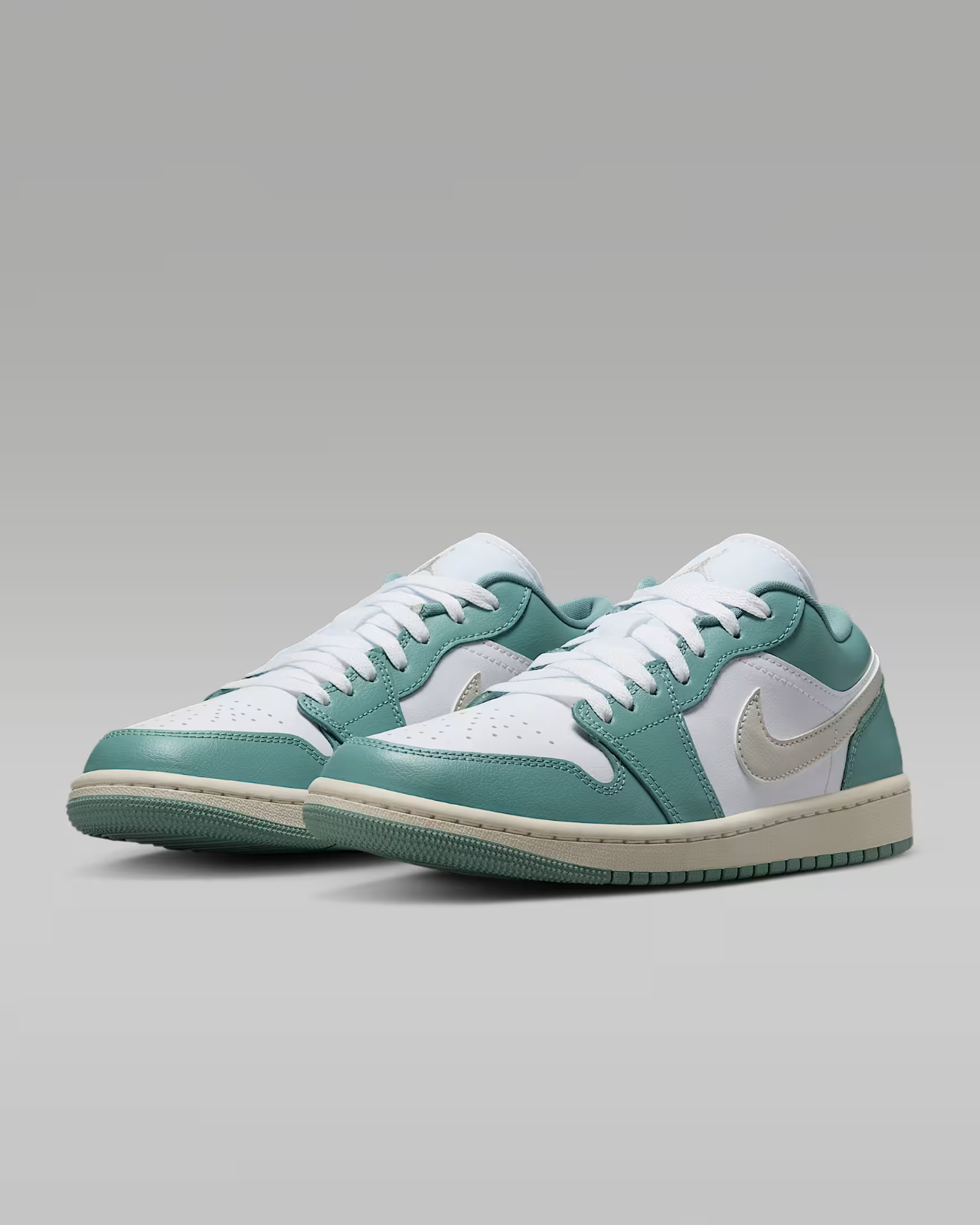 DC0774-138 Nike Air Jordan 1 Low White Cannon (Women's)