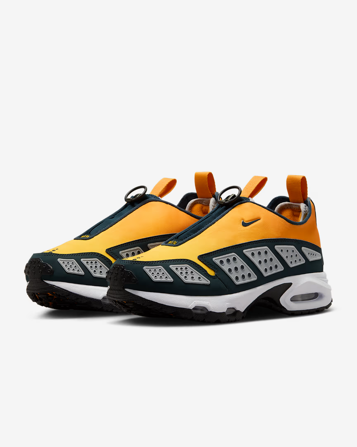 HJ8080-600 Nike Air Max SNDR Sunset (Women's)