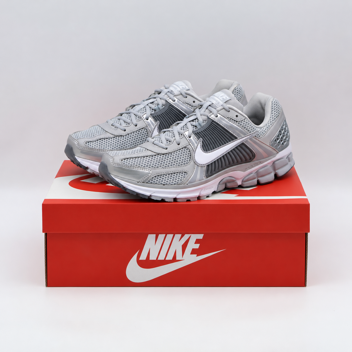FJ4151-003 Nike Zoom Vomero 5 Cool Grey (Men's)