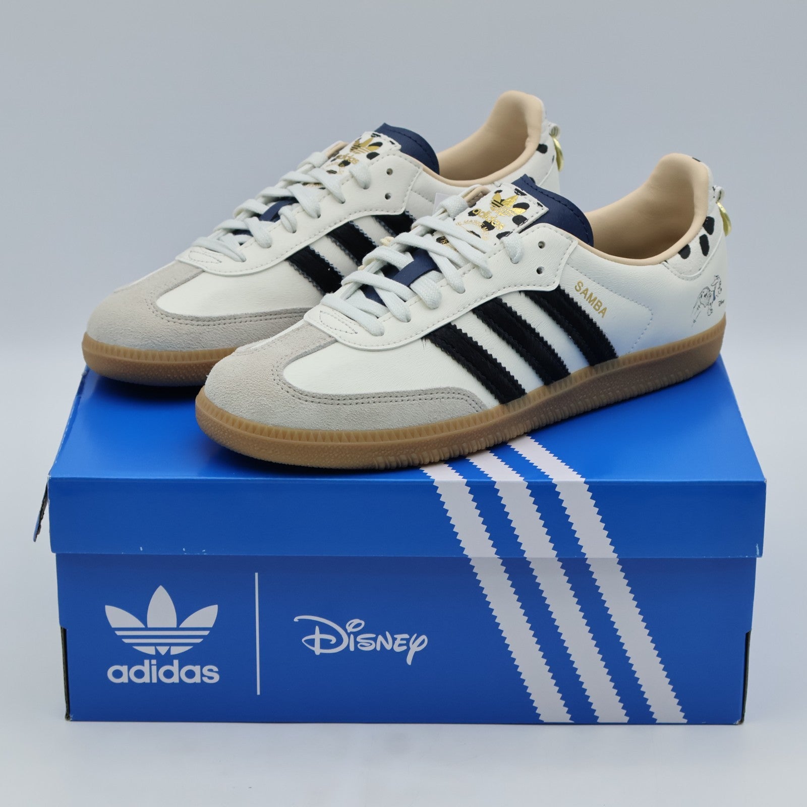 KJ5990 Disney 101 Dalmatians à adidas Originals Samba Penny (Men's)