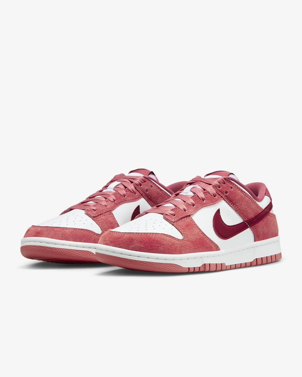 FQ7056-100 Nike Dunk Low Valentineâs Day (Women's)