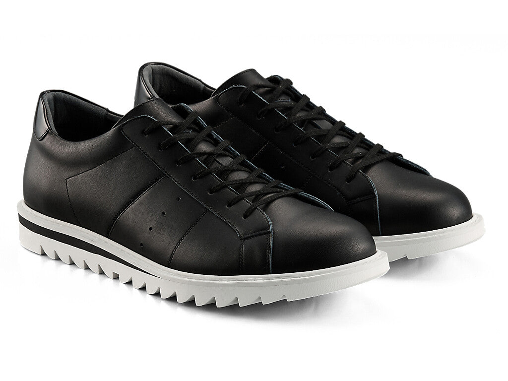 1183C411-001 Onitsuka Tiger THE ONITSUKA Court-T Black (Men's)