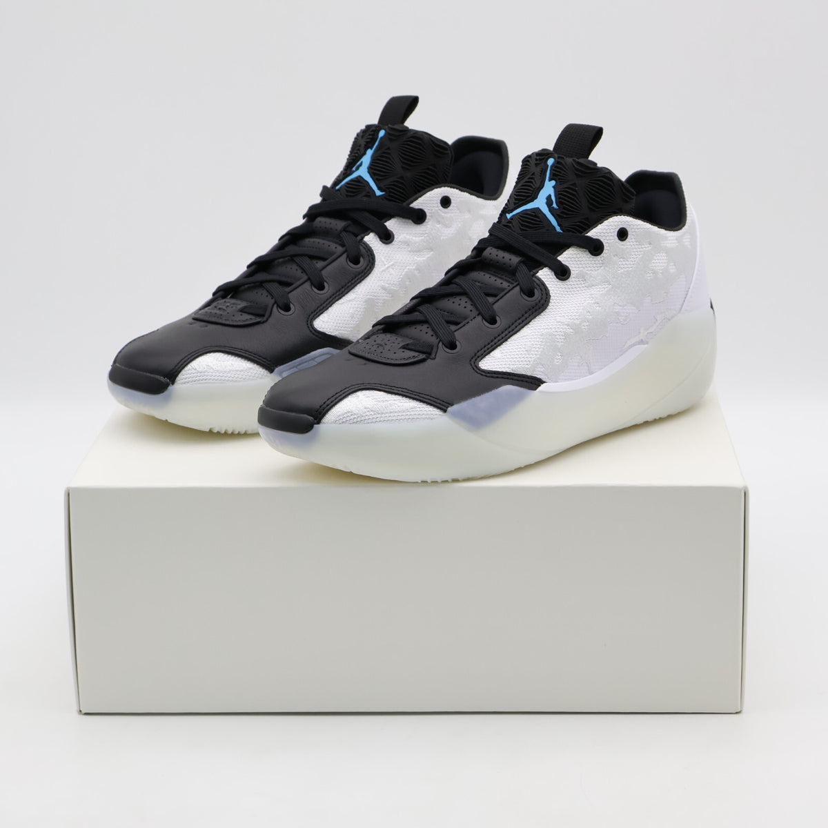 FQ0214-100 Nike Air Jordan 39 White Black Dark Powder Blue (FQ0213-100) (Men's)
