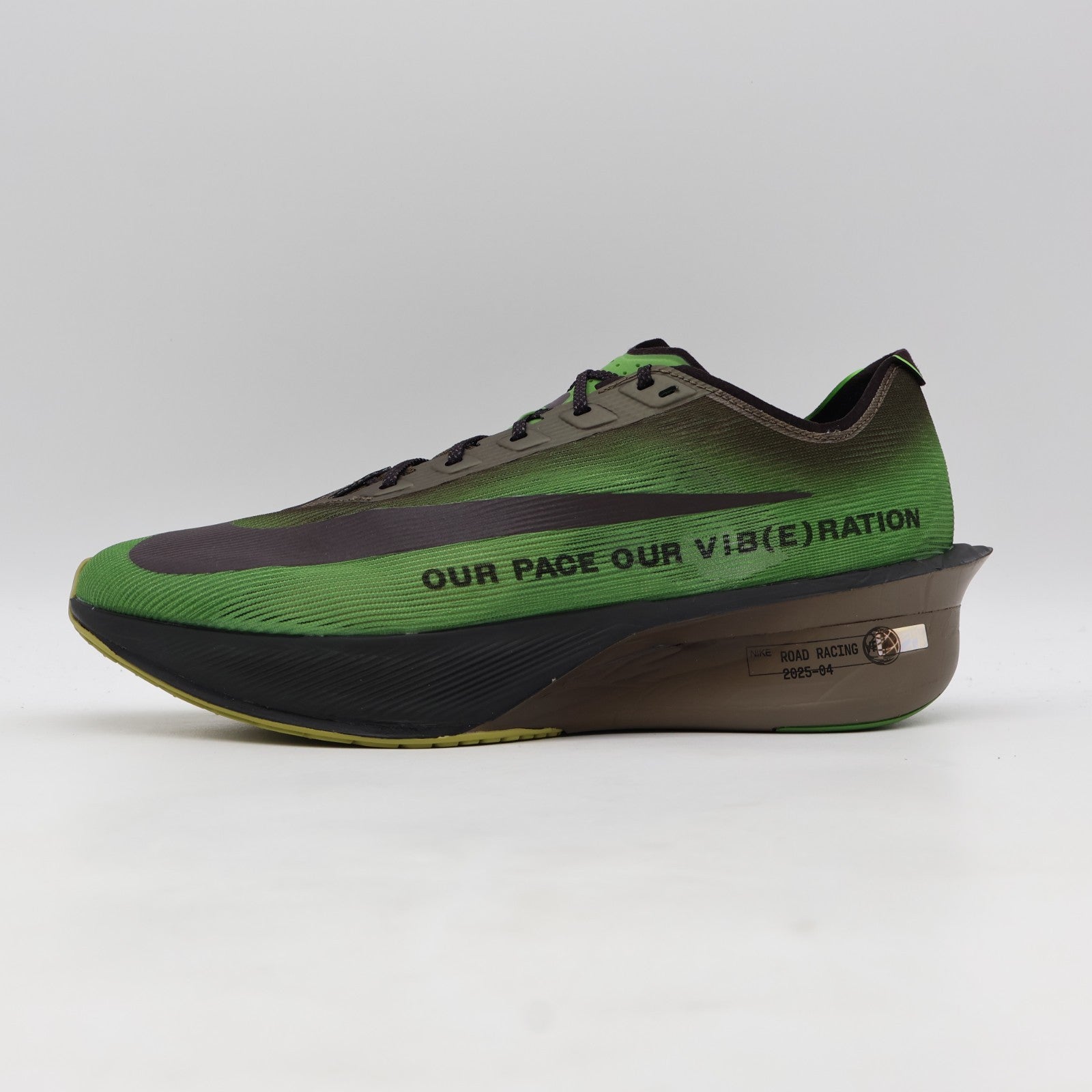IQ3418-399 Nike Vaporfly 4 Chlorophyll Off-Noir Mink Brown Burgundy Ash (Men's)