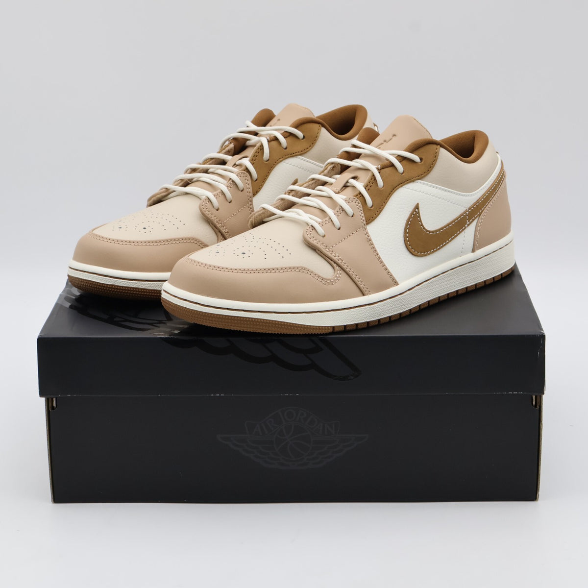 HF5753-221 Nike Air Jordan 1 Low SE Hemp White (Men's)