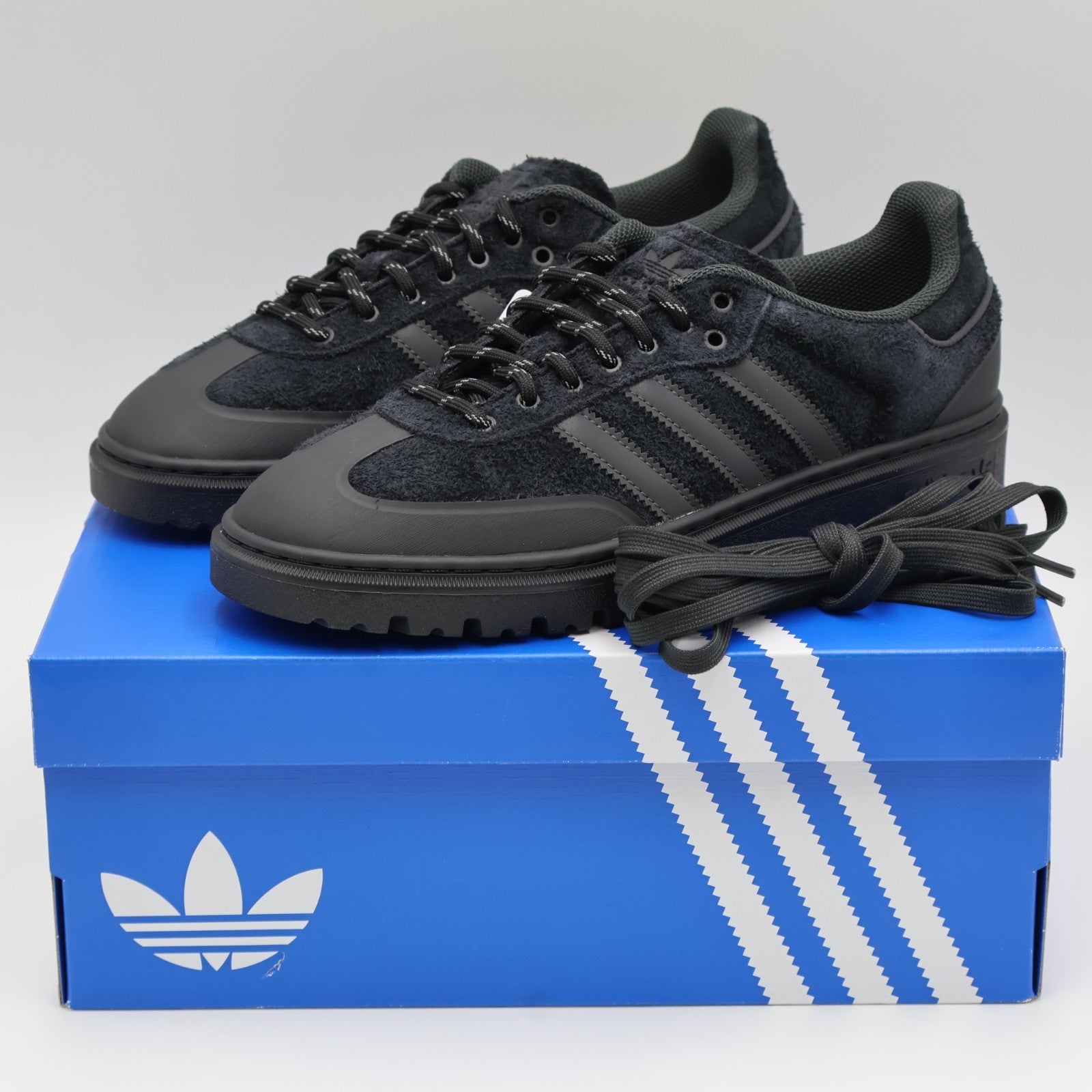 JR5704 adidas Originals Samba Winterized Core Black Carbon (Men's)